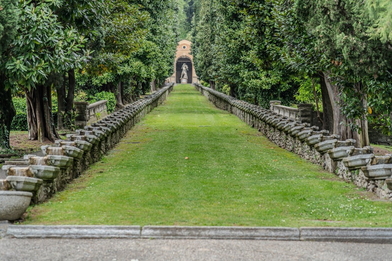 Villa d'Este Style - 2025 (8).jpg