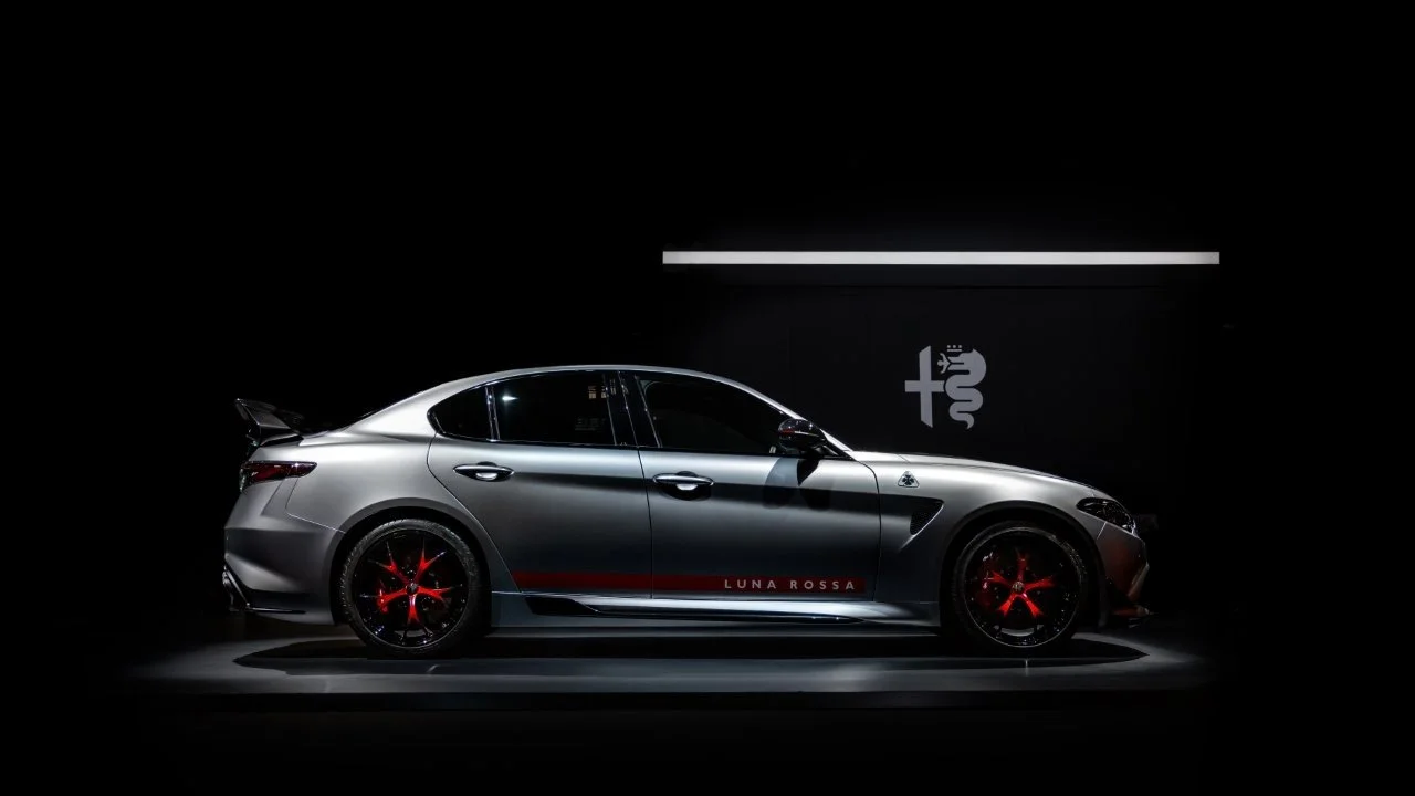 Alfa Romeo Bottega Fuoriserie  (1).jpg