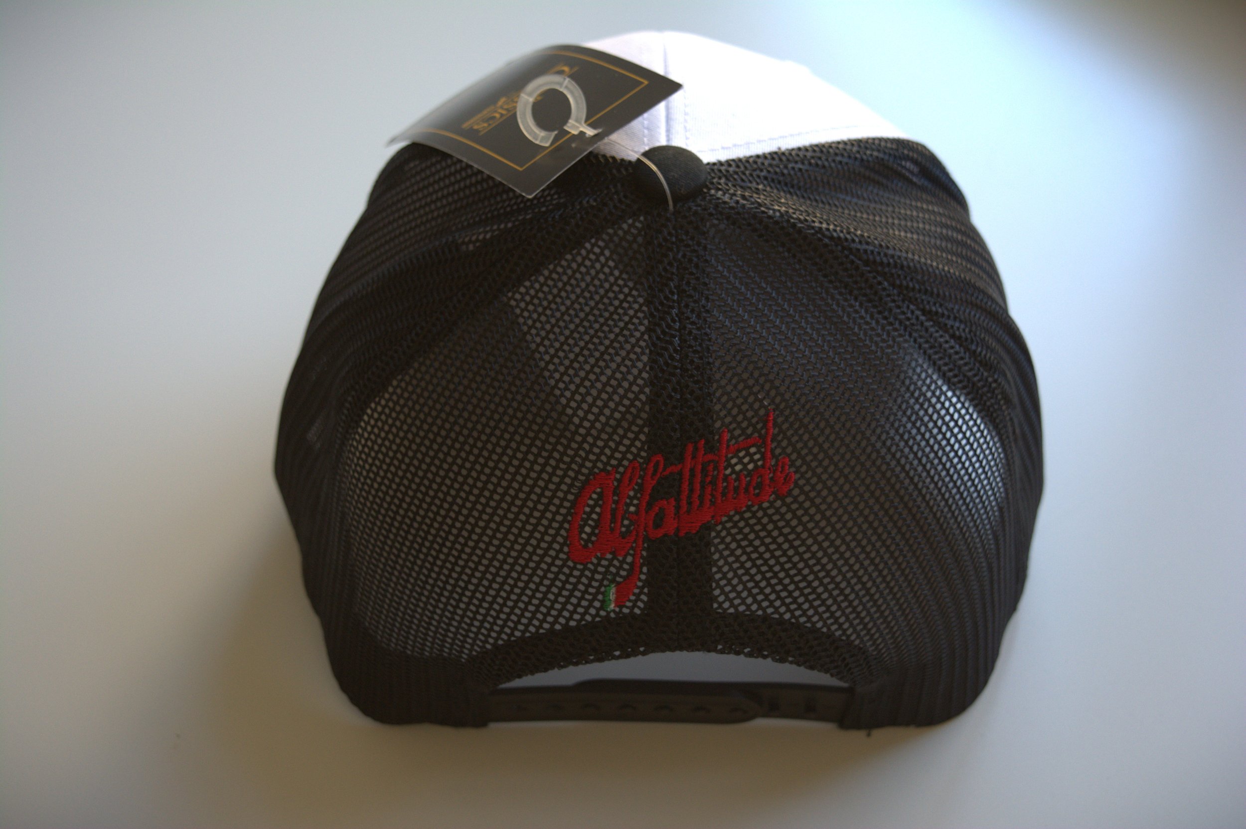 Quadrifoglio Vintage Trucker (side) 3.jpg