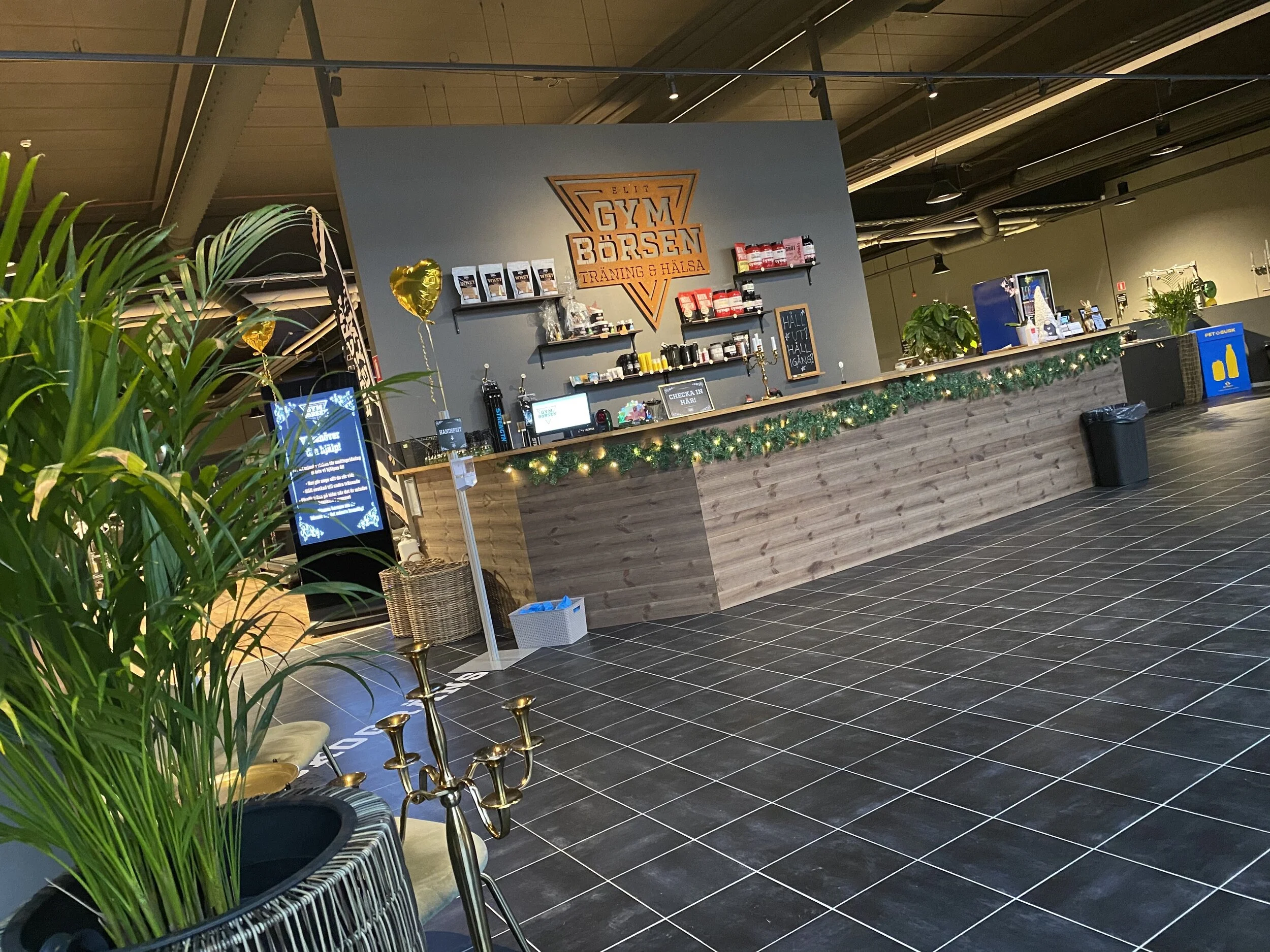 Välkomnande reception med produkter från Tyngre och Foodbox