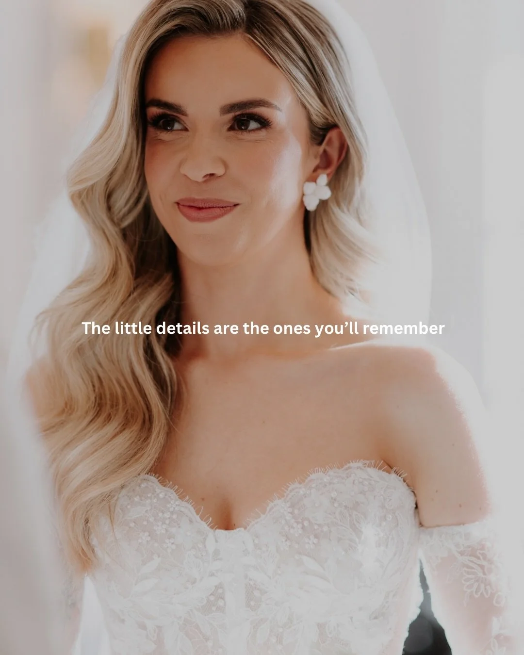 When a small pair of earrings can pull everything together ✨

I was so pleased that Abbie chose my Trillium Pearl Drop earrings for her big day. The delicate white floral studs were the perfect match for her dress, veil, and those beautiful loose wav