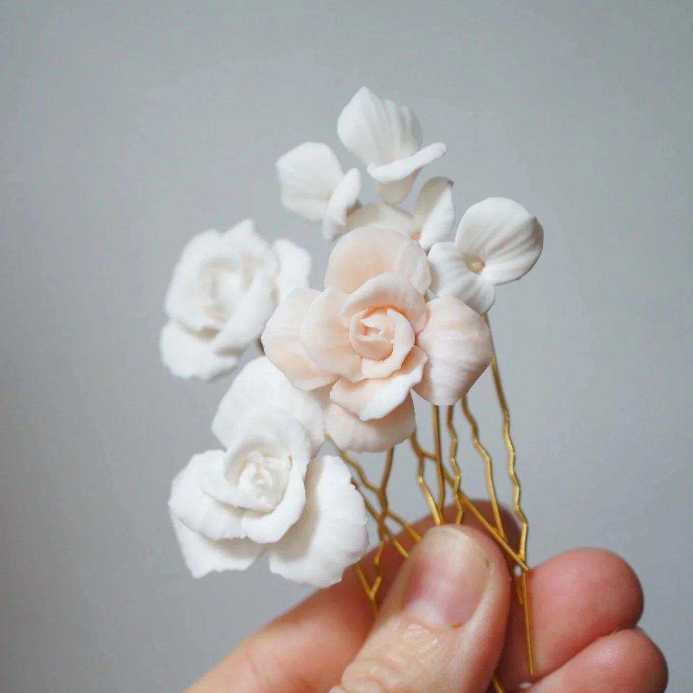Set of five hairpins - white and peach