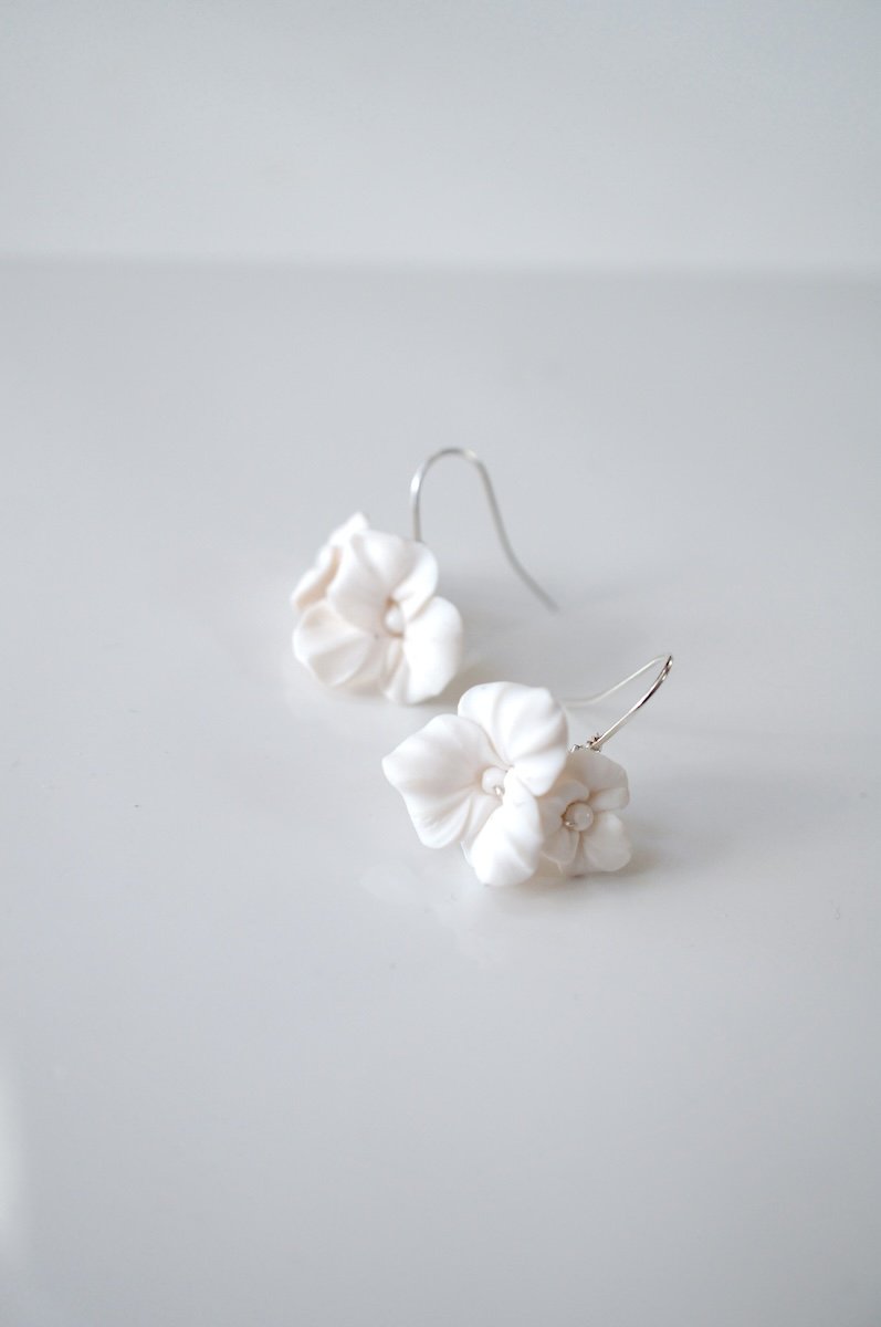 drop earrings.jpg