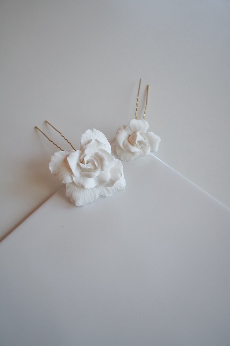 two roses in white.jpg