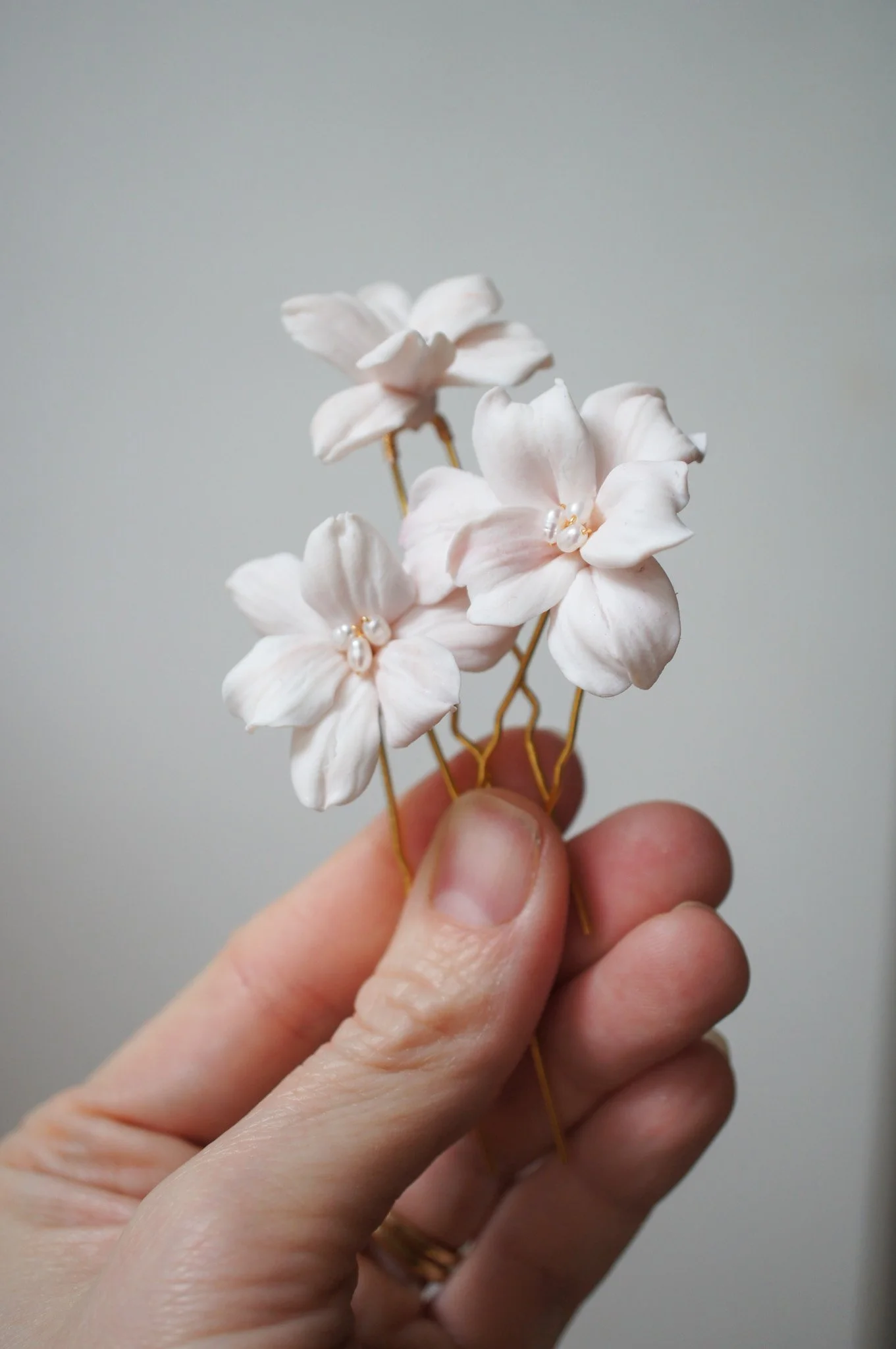 Seren Hairpin set with Pearls in Pale Pink