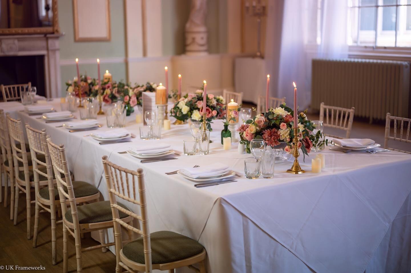 BLUSH BEAUTY TABLESCAPE

From intimate meals after your ceremony to more larger guest list sizes let us look after your styling of florals for that extra special detail 

Photography @ukframeworks 
Venue @thecityroomsleic 
Design &amp; styling @niche
