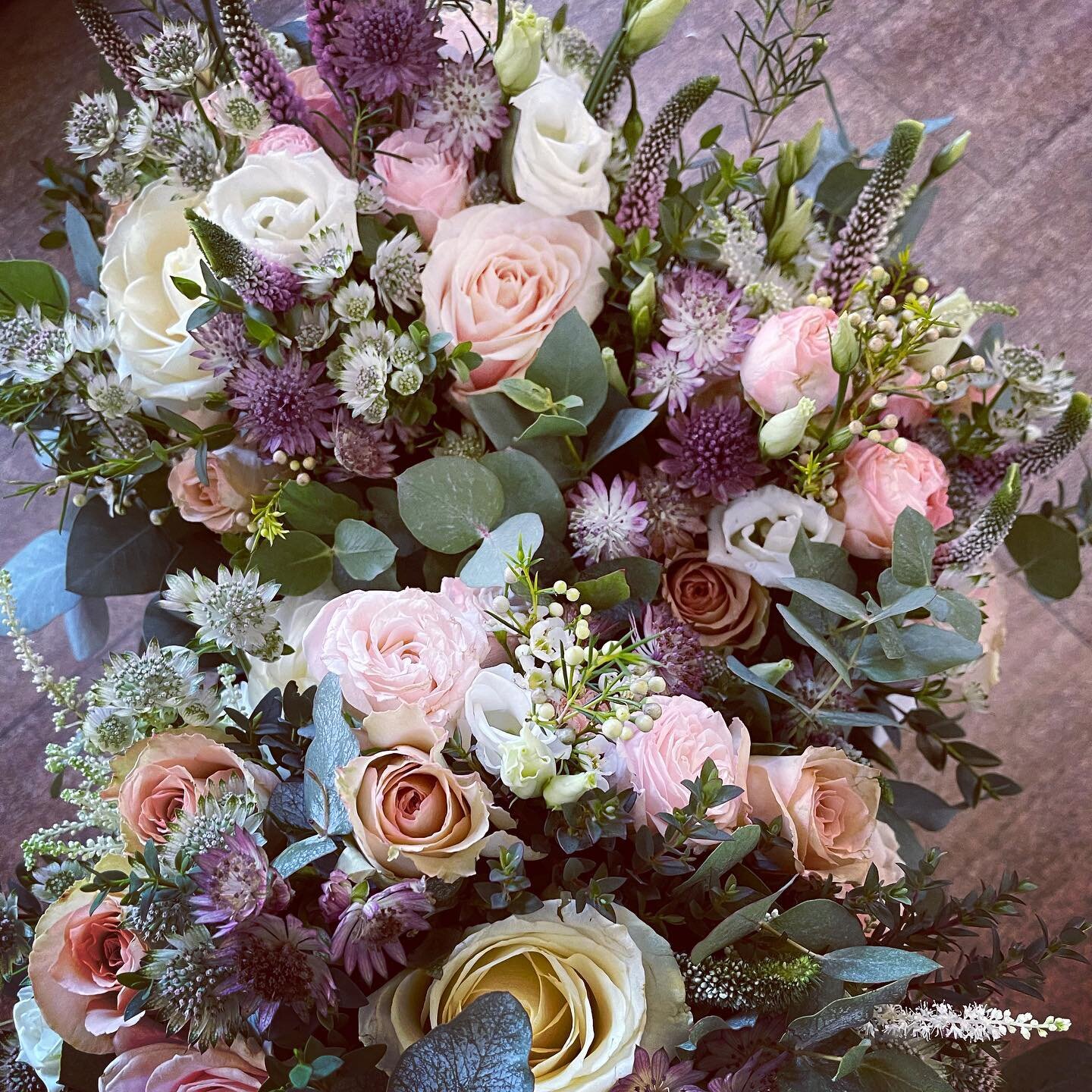 BLUSH BEAUTY

The devastation in the Ukraine is not acceptable and as a business we have been exploring ways to assist

We wanted to fill our feed with beautiful flowers as we support the wellbeing of those around the world and we will continue to sh