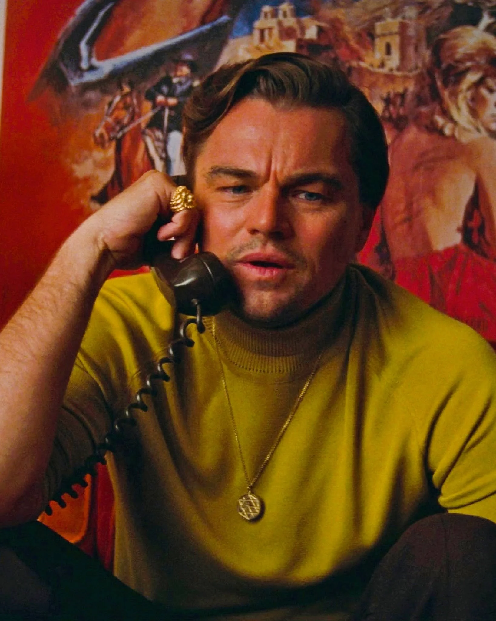 LEONARDO DICAPRIO 💥
NUM&Eacute;RO ANNIVERSAIRE 10 ANS ! 🎂
ONCE UPON A TIME IN HOLLYWOOD (2019)

Avec ce premier grand r&ocirc;le chez Quentin Tarantino apr&egrave;s DJANGO UNCHAINED (2012), Leonardo DiCaprio trouve un r&ocirc;le sur mesure, taill&e
