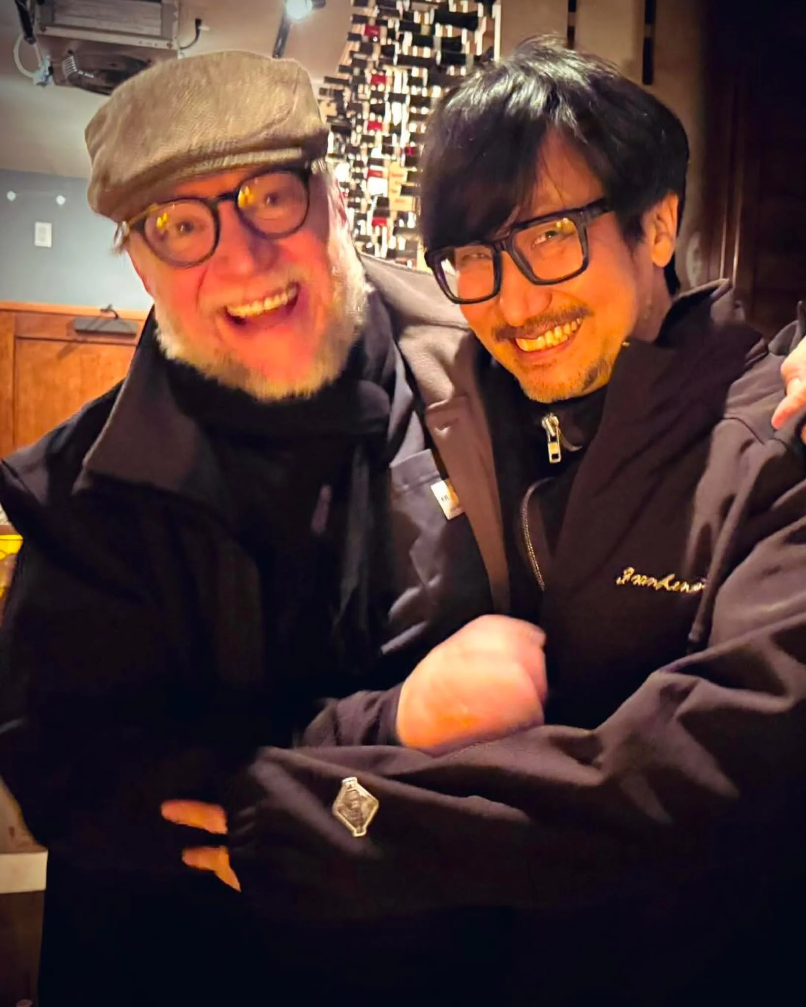 GUILLERMO DEL TORO 🦋
Del Toro x Kojima

C'est l'histoire d'une rencontre entre Guillermo del Toro et Hideo Kojima, auteur de l&eacute;gende du jeu vid&eacute;o avec sa s&eacute;rie METAL GEAR. 
Depuis 10 ans et apr&egrave;s un projet commun avort&ea