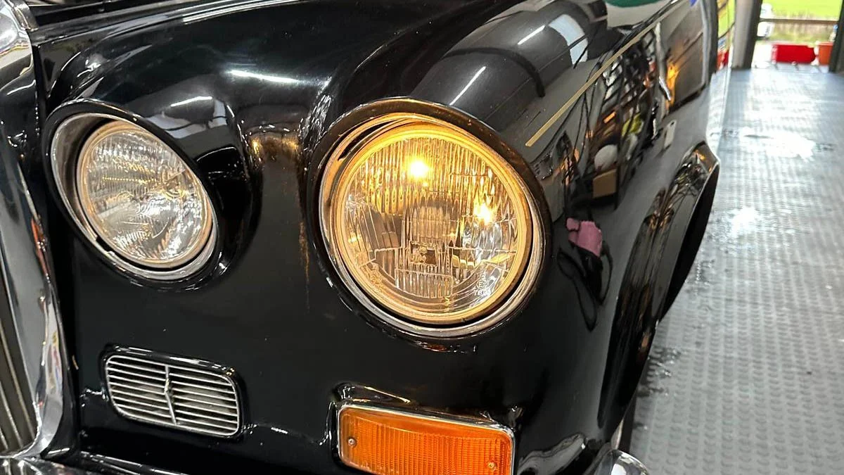 Daimler headlamp