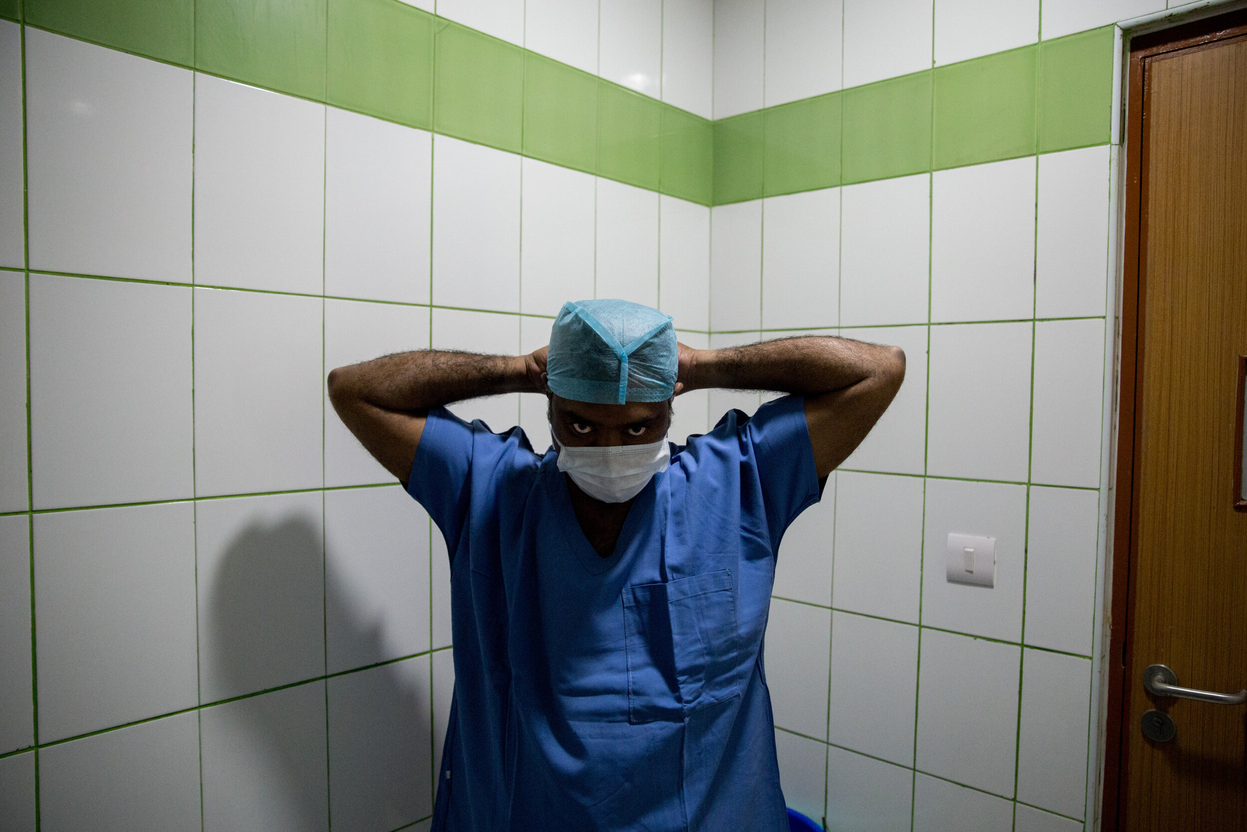  Hospital staff gets ready for a kidney transplant surgery at a private hospital in Chennai.  