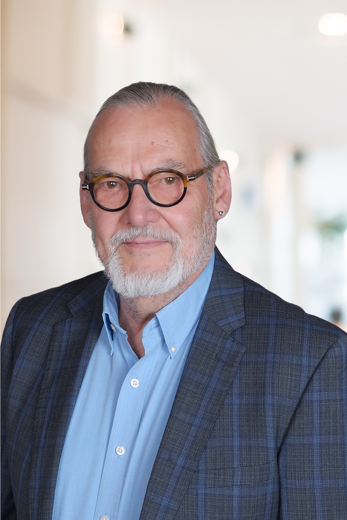 Bertrand Weber, Senior Consultant