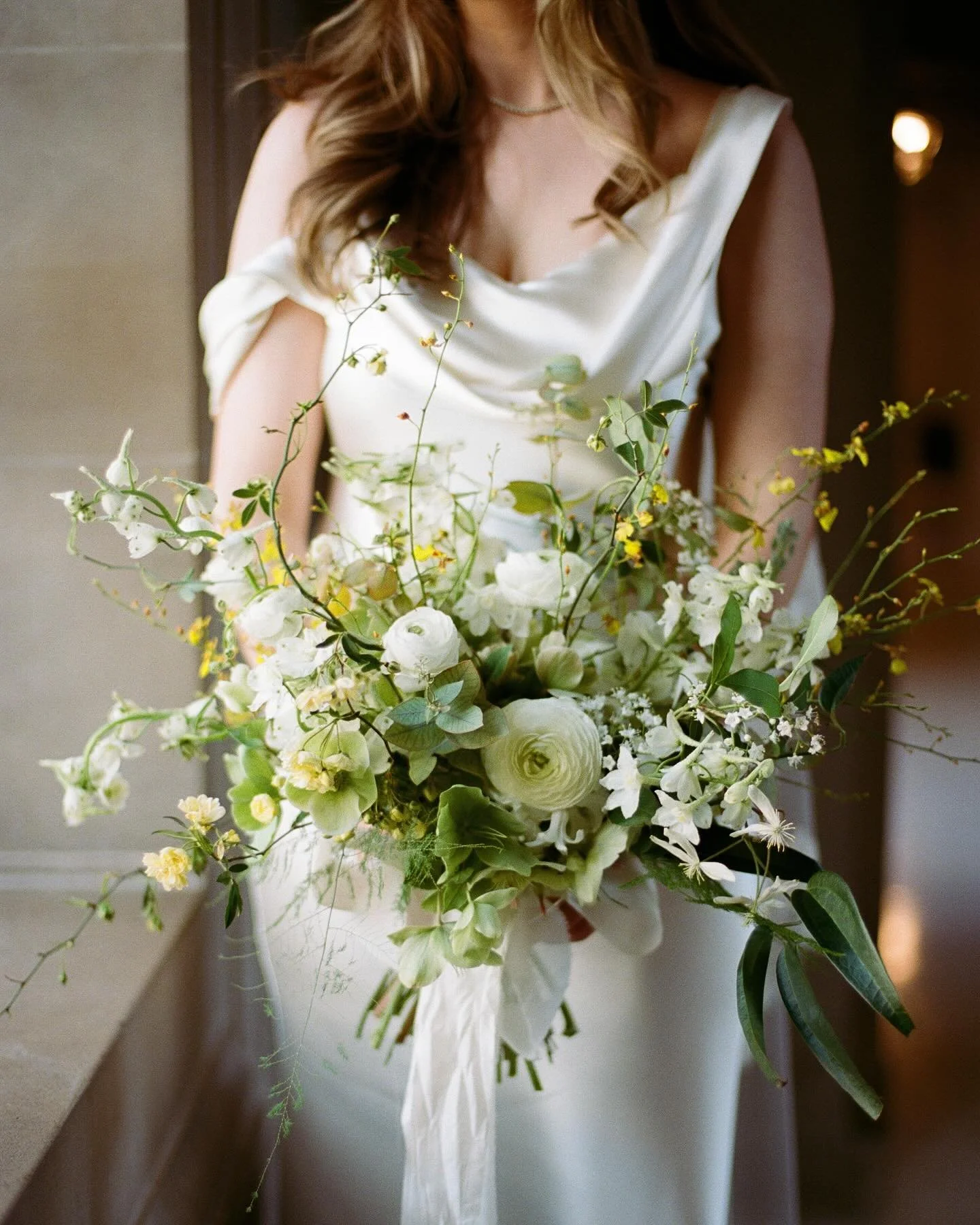 Love in San Francisco 🤍 
Photographer @angelajazmin.studio 
Planning @aboutjoyevents 
Venue @loveinsanfrancisco 
Florals @wildcoastflora 
#loveinsanfrancisco #love #sanfrancisco #sanfranciscowedding #cityhall #cityhallwedding #wedding #sfwedding #