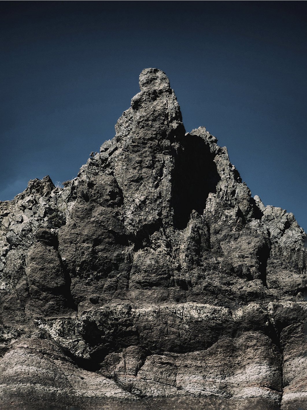 roques dark 2 tenerif insta.jpg