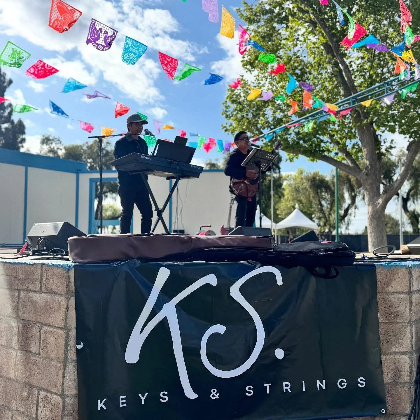 Come see 🎶Keys &amp; Strings🎶 this Sunday at Camino Real Marketplace! 🤩
This Local duo is out of Santa Maria and plays all over the county, come see them here during Farmer&rsquo;s Market!

https://www.youtube.com/@KeysnStringsduo

See this and ot