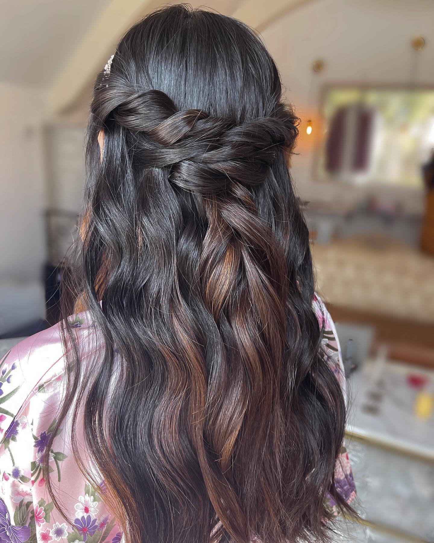 Bridesmaid&rsquo;s hair &mdash; up or down? 

It&rsquo;s a good idea to contrast the bridesmaids&rsquo; style with that of the bride&rsquo;s, but keep the overall idea the same. We absolutely loved this bridesmaid&rsquo;s do. Swipe to see the makeup!