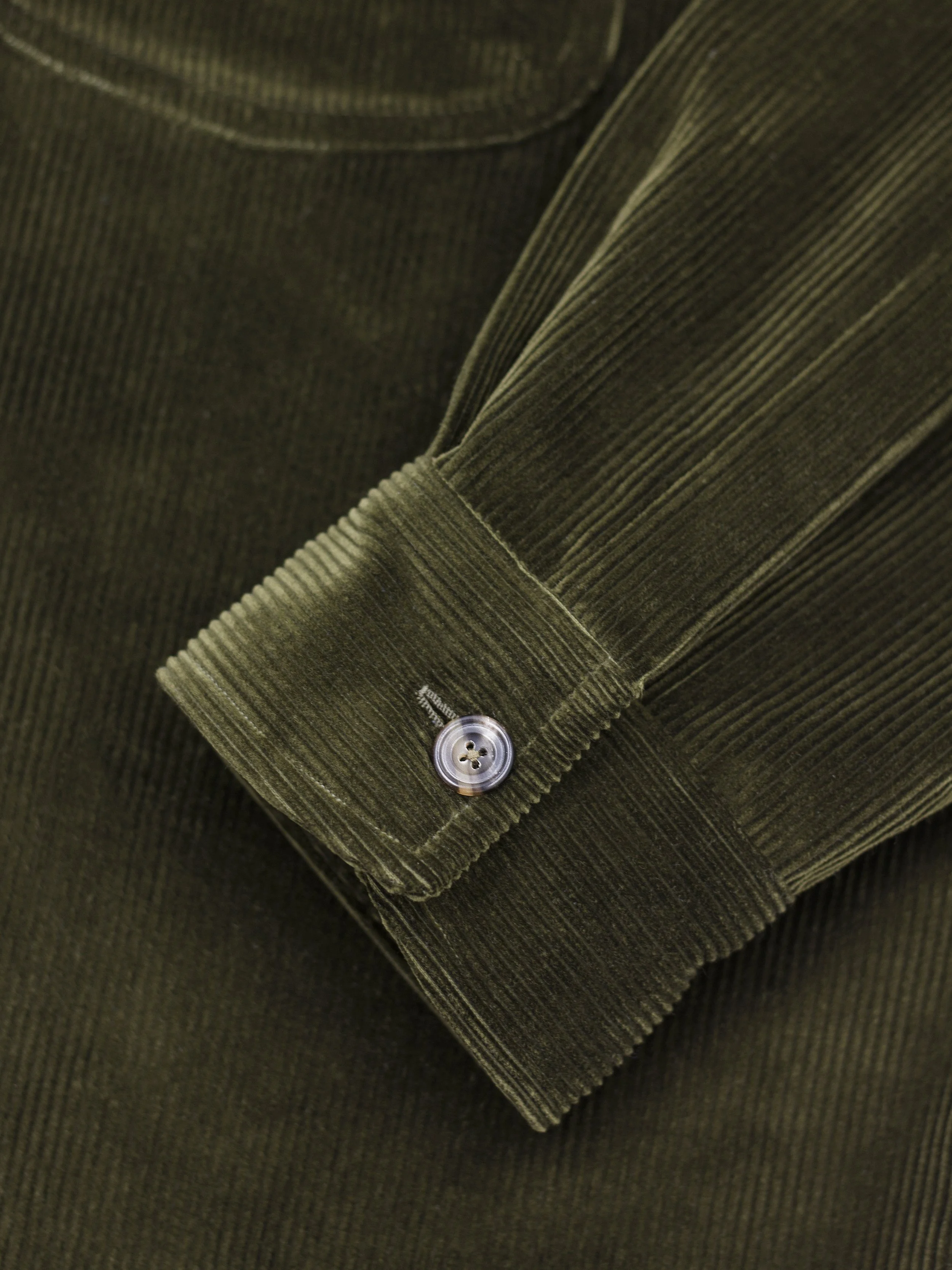 cuff_detail_9287 copy.jpg