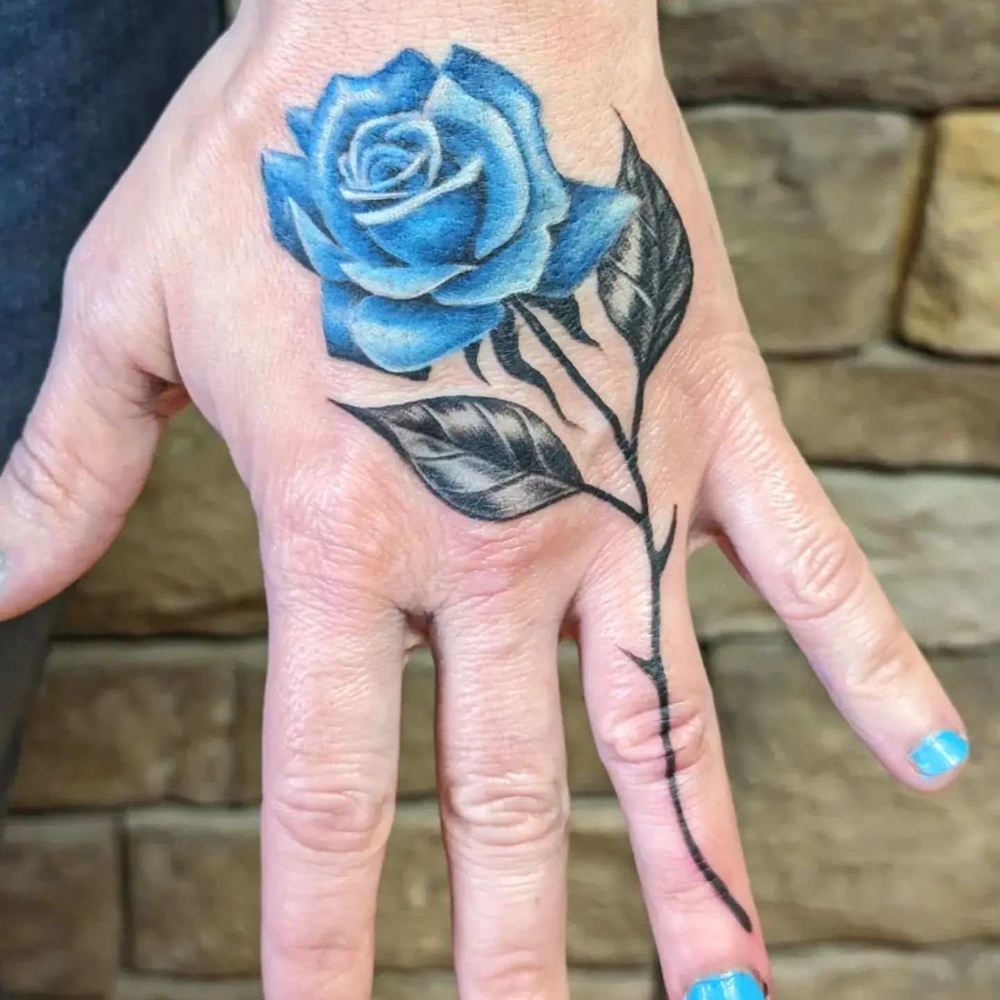 Blue rose 
By: Nelson
-
-
-
-
#tattoo #customtattoo #ottawatattoo #orleansontario #ottawaontario #rocklandontario #besttattoo #qualitytattoo #colourtattoo #art #skinart #bodyart #design #tattooartist