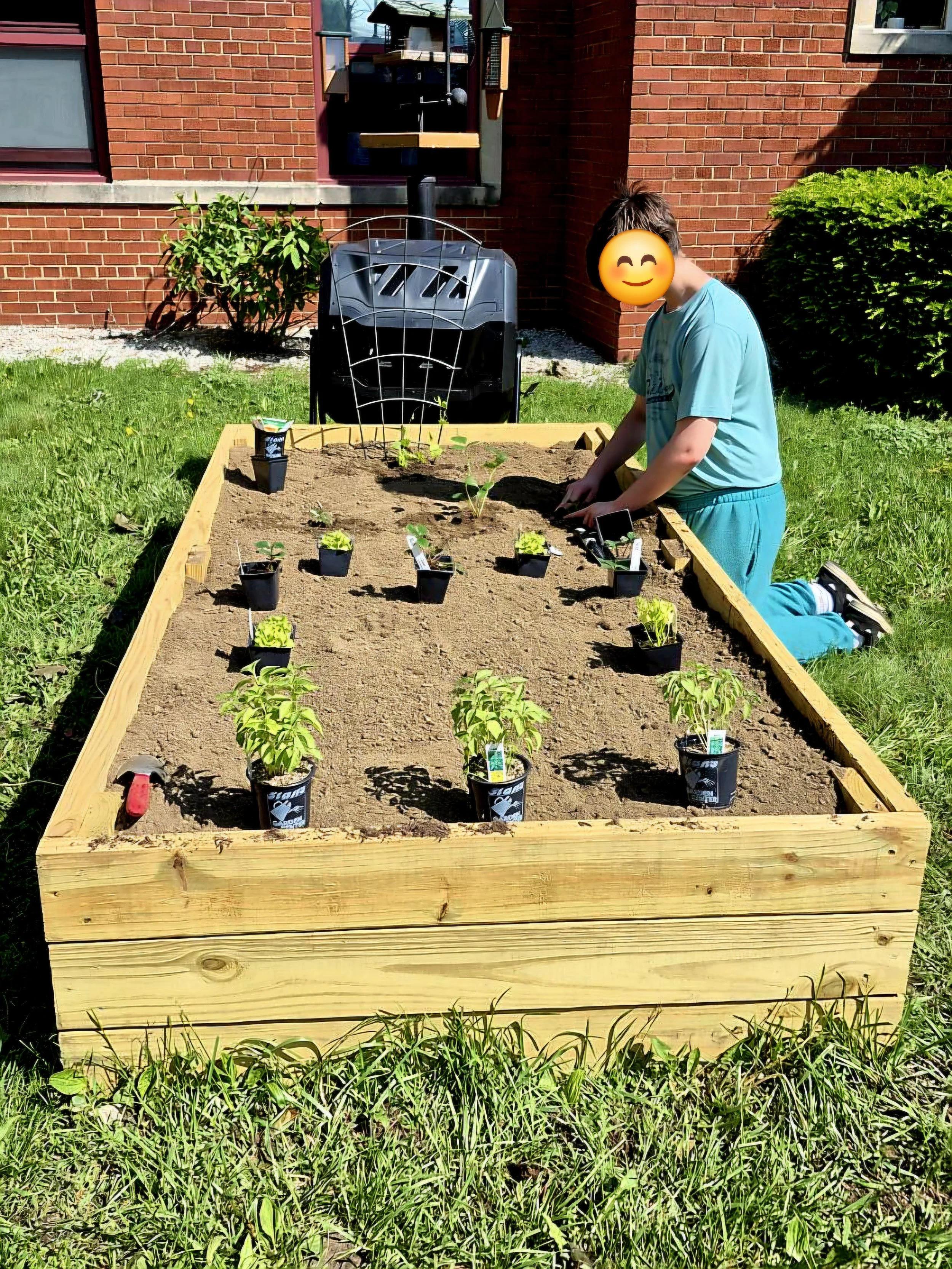 Growing Together: Gannon Nursing Students and HYS Collaborate on New Community Garden Project