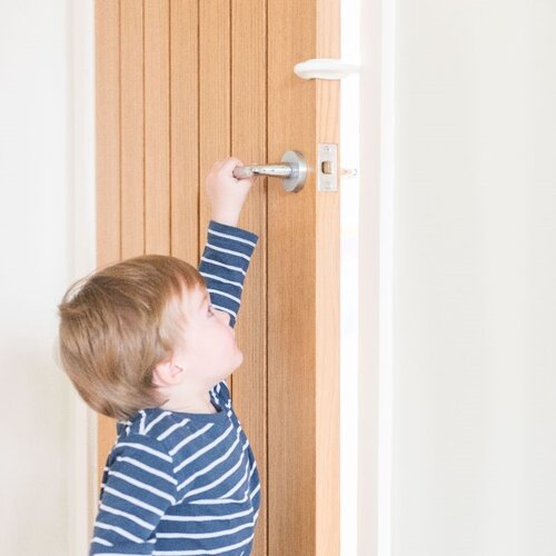 Top Drawer/Door Adhesive Latches, 4 Pack — Qdos Baby Gates Child Safety and  Baby Proofing Products