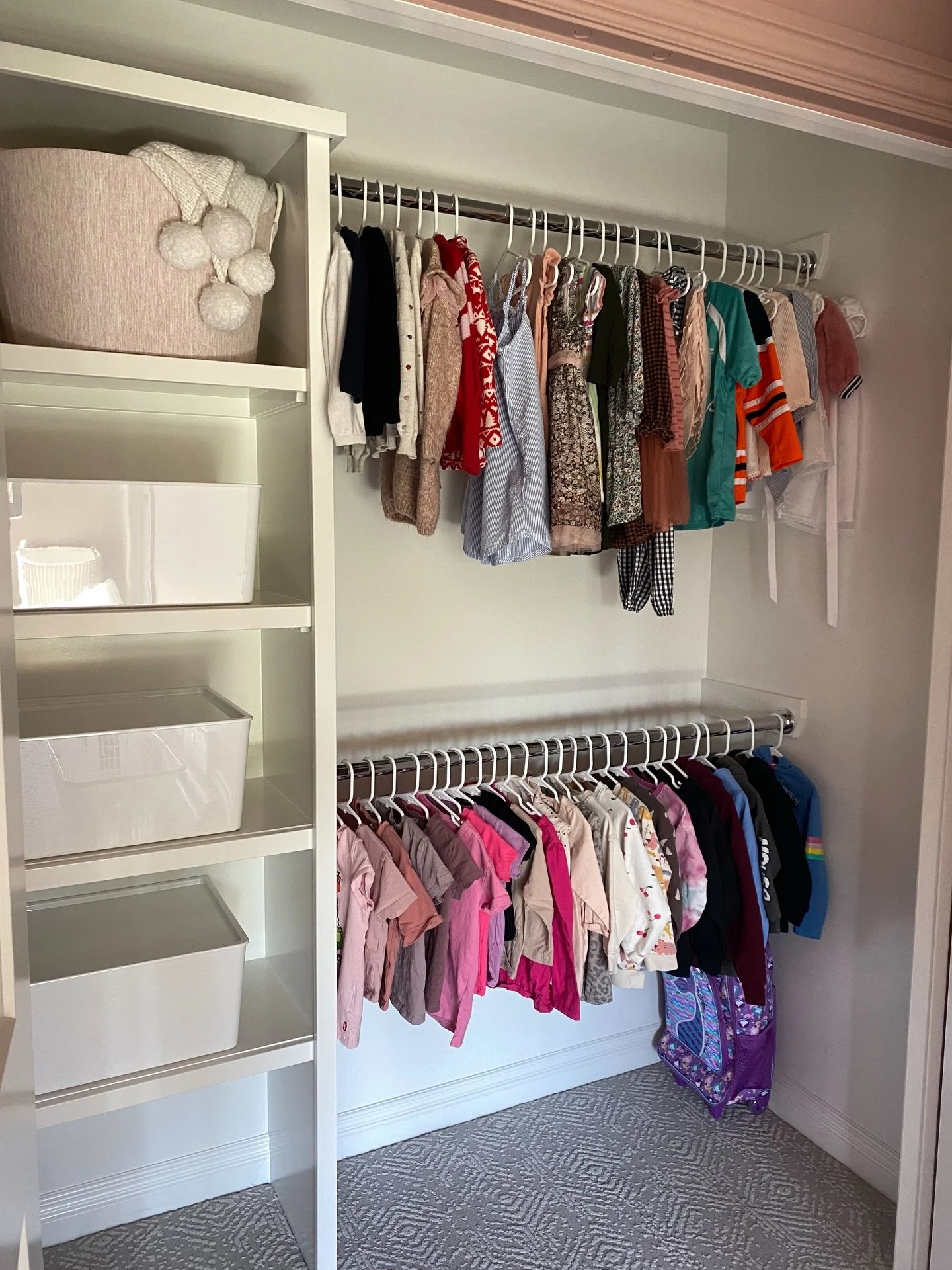 Soft colors, simple systems, and space to grow 🤍

#kidsroominspiration #organizedcloset #torontoorganizer #organizeyourhome