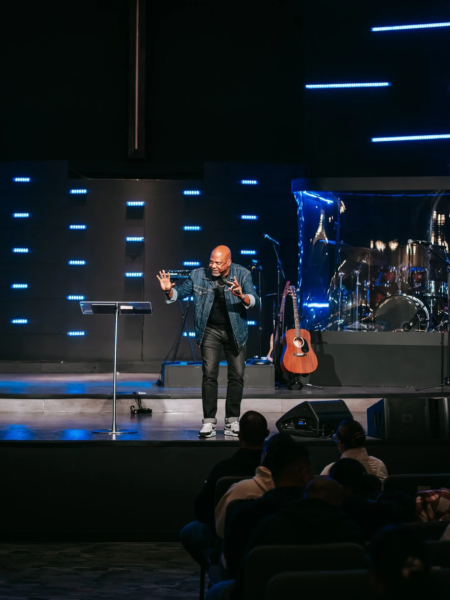 &ldquo;Porque mejor es un d&iacute;a en tus atrios que mil fuera de ellos. Escoger&iacute;a antes estar a la puerta de la casa de mi Dios, Que habitar en las moradas de maldad.&rdquo;

‭‭SALMOS‬ ‭84‬:‭10‬ 

🫶🏽❤️&zwj;🔥