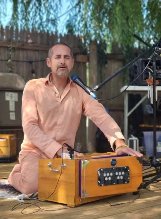 Soul-Nourishing Kirtan with Jordan Loder