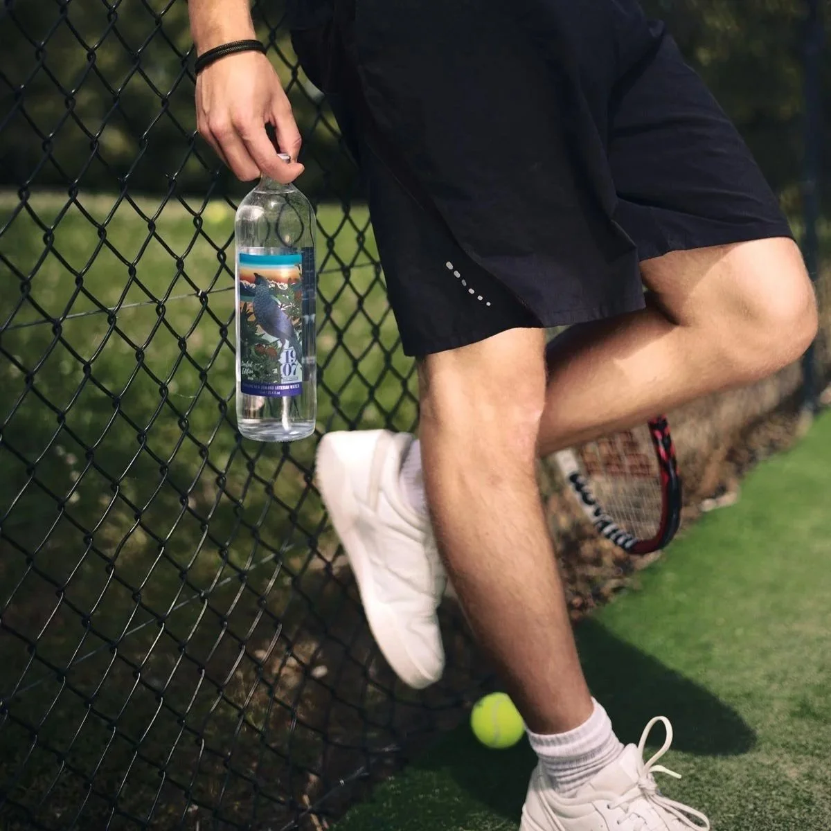 1907+New+Zealand+Artesian+Water_Flox+Sparkling+750ml_Fitness8.jpg