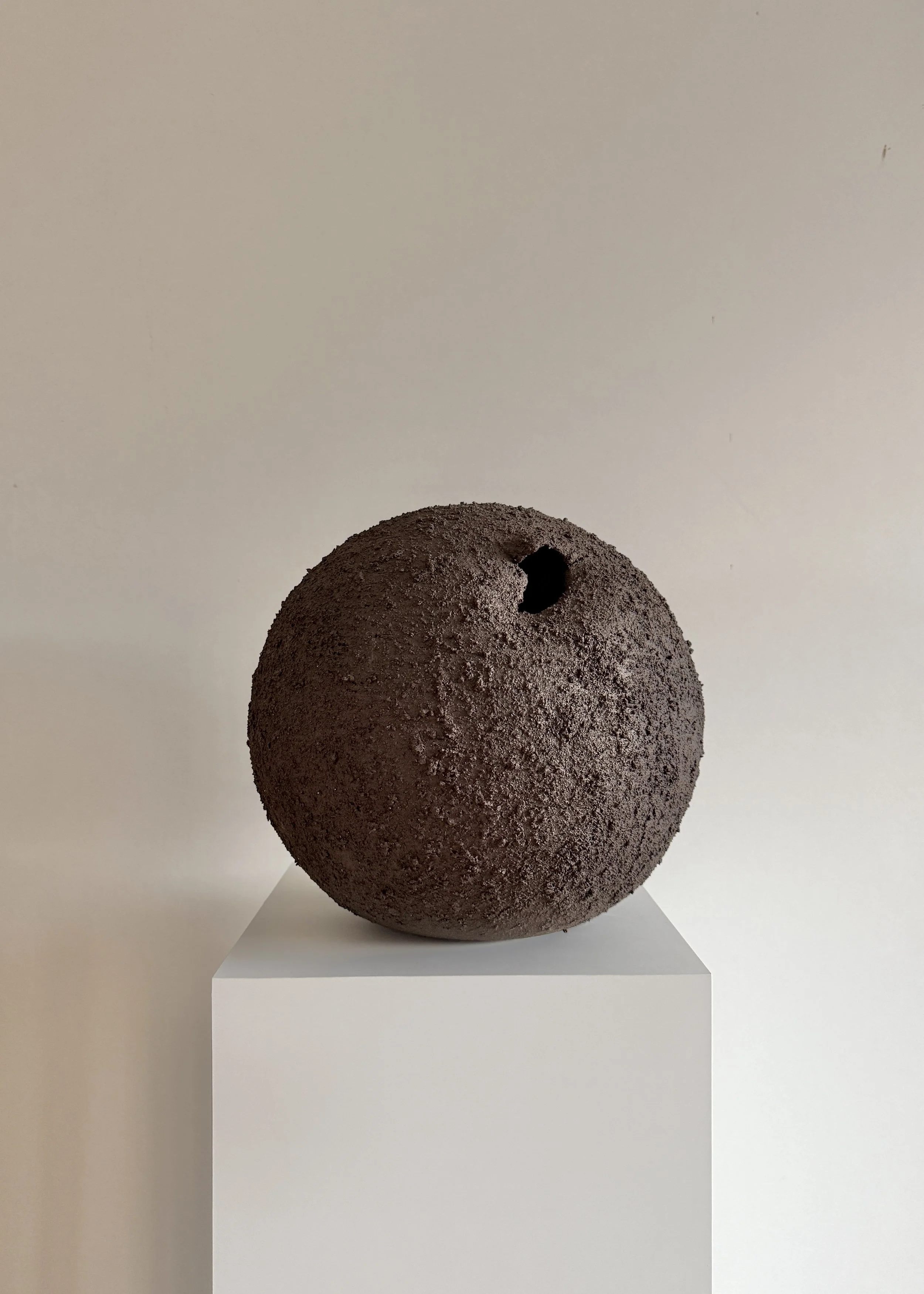 Grit 3 | Vessel | Laura Pasquino