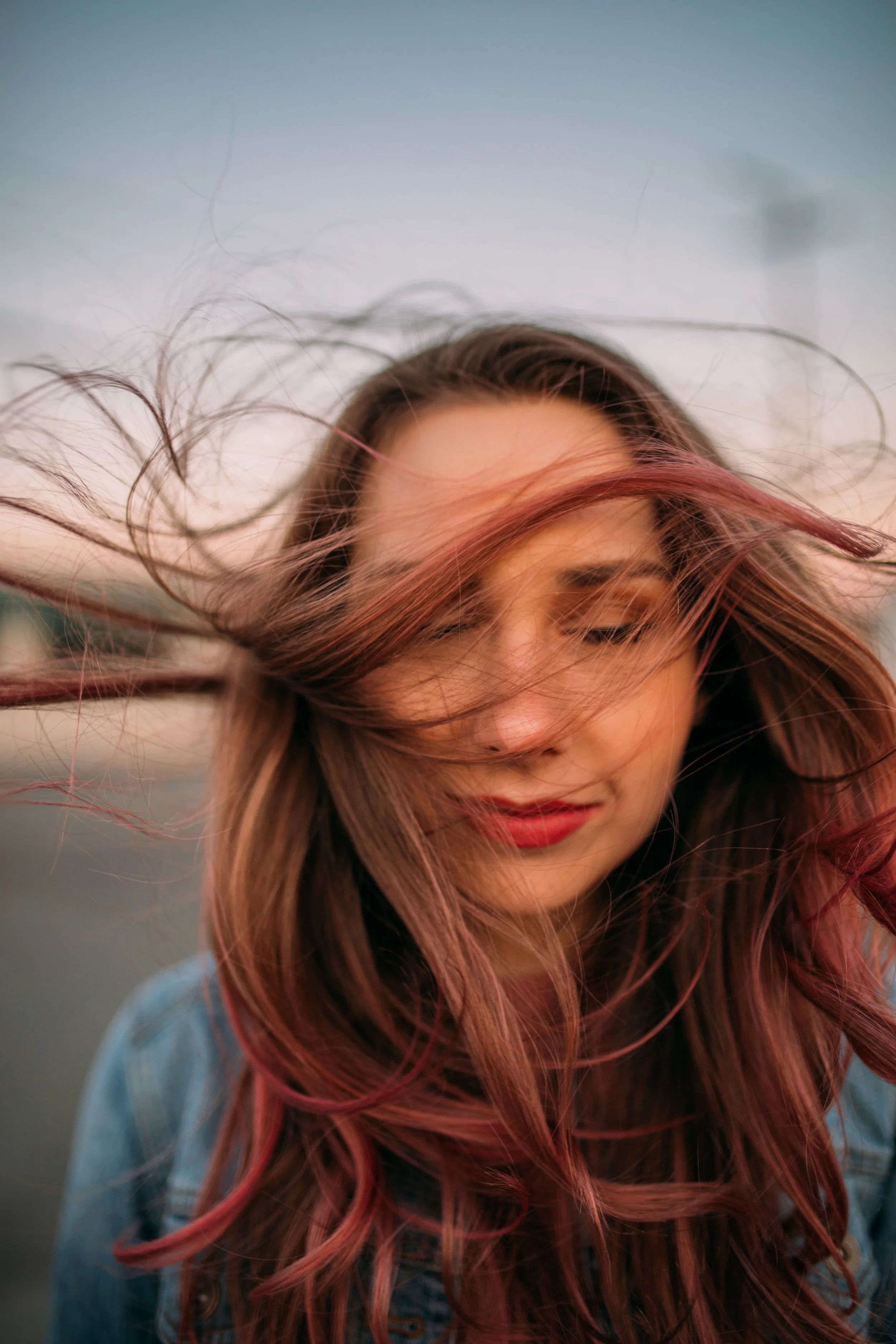 julie windy sunset portraits in seattle