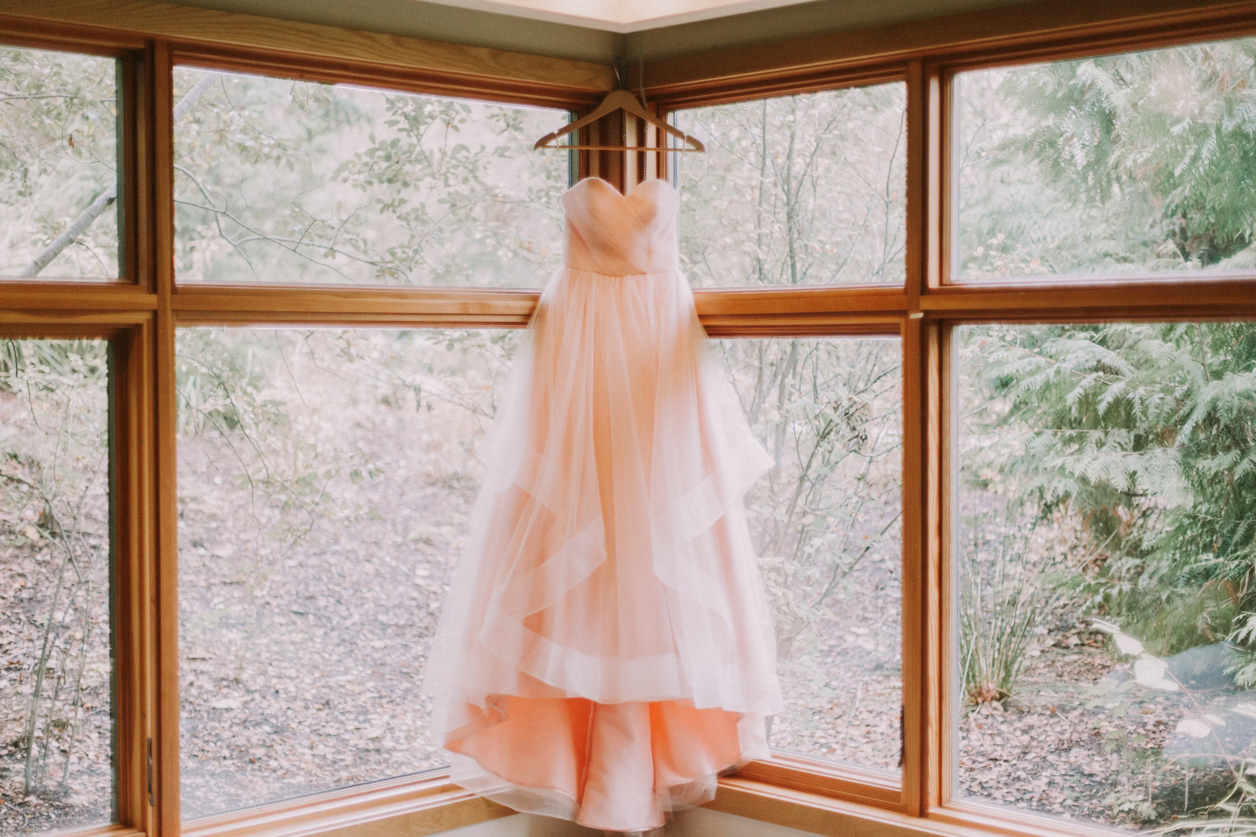 desiray bridal suite | seattle wedding photographer