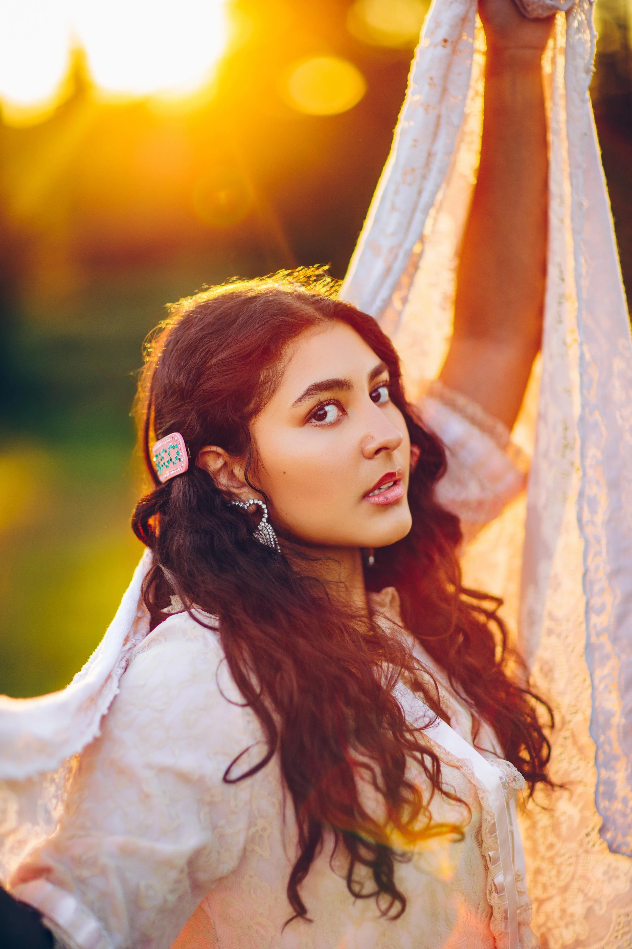 Golden Hour Portraits at The Olson Mansion in Maple Valley, WA