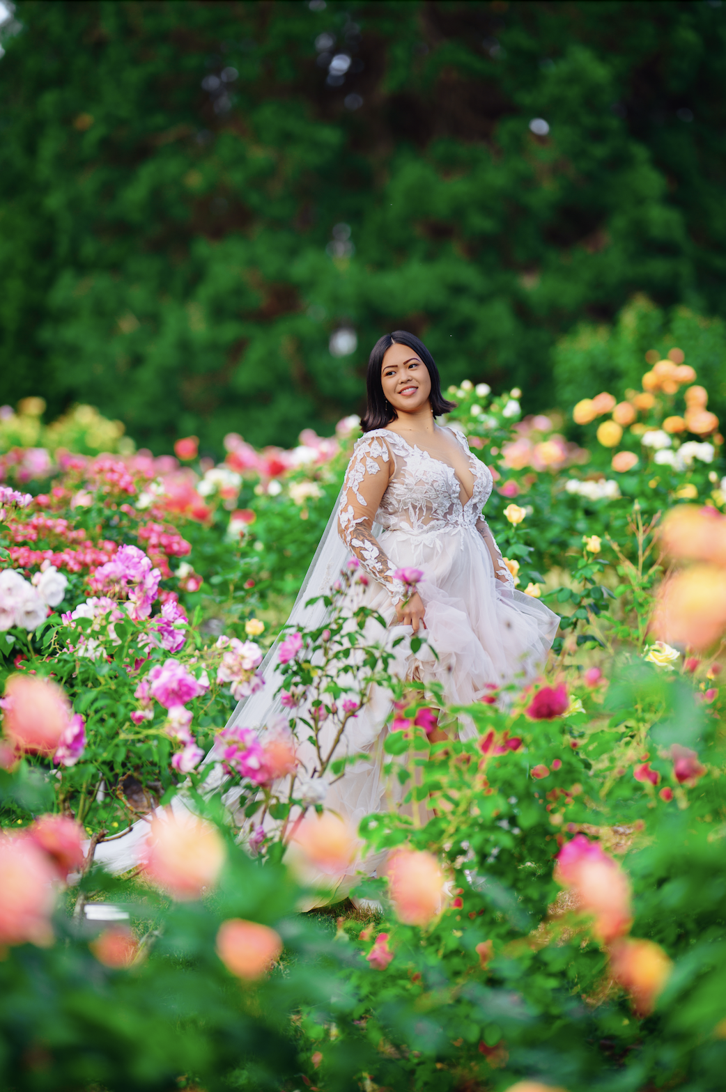 Point Defiance Rose Garden Bridal Session: Colorful Wedding Photography in Tacoma, WA