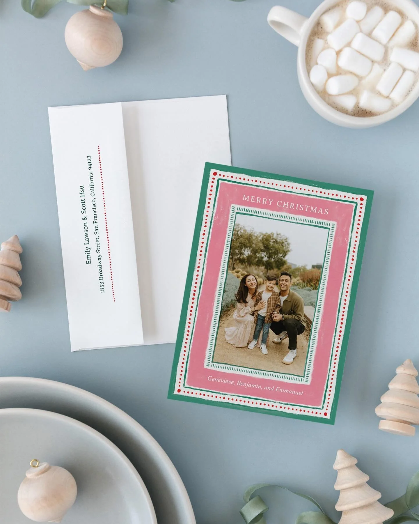 I can’t believe it’s taken me this long to share these three holiday cards and a New Year design selected by @minted this year! ππ₯³ After designing my family’s Christmas cards for years, it’s such an honor to have my artwork