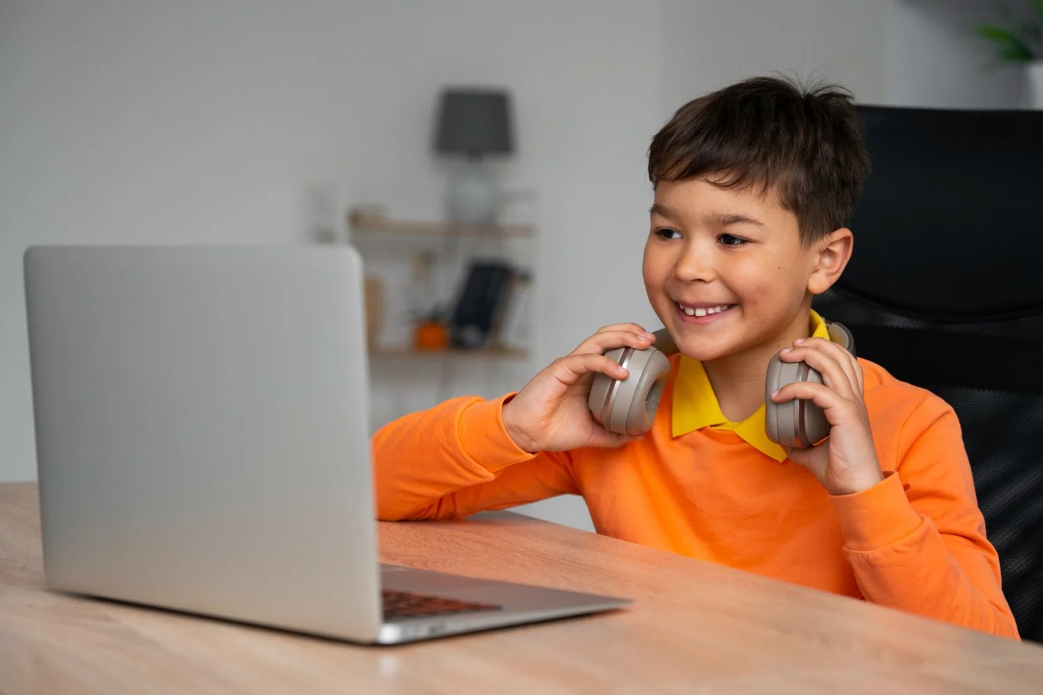 Helping Kids Connect in Community Church Online Service