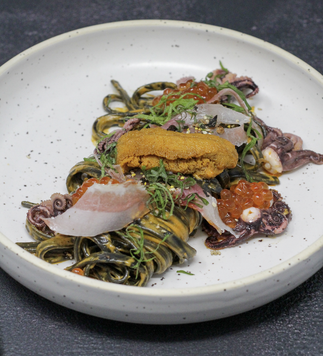 HACHIRO RAMEN SHARES THE LOVE THIS V-DAY