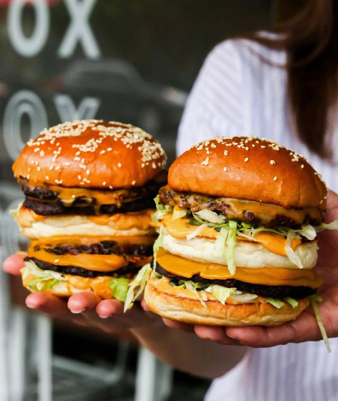 DON’T WANT NONE UNLESS YOU GOT BUNS, HUN!