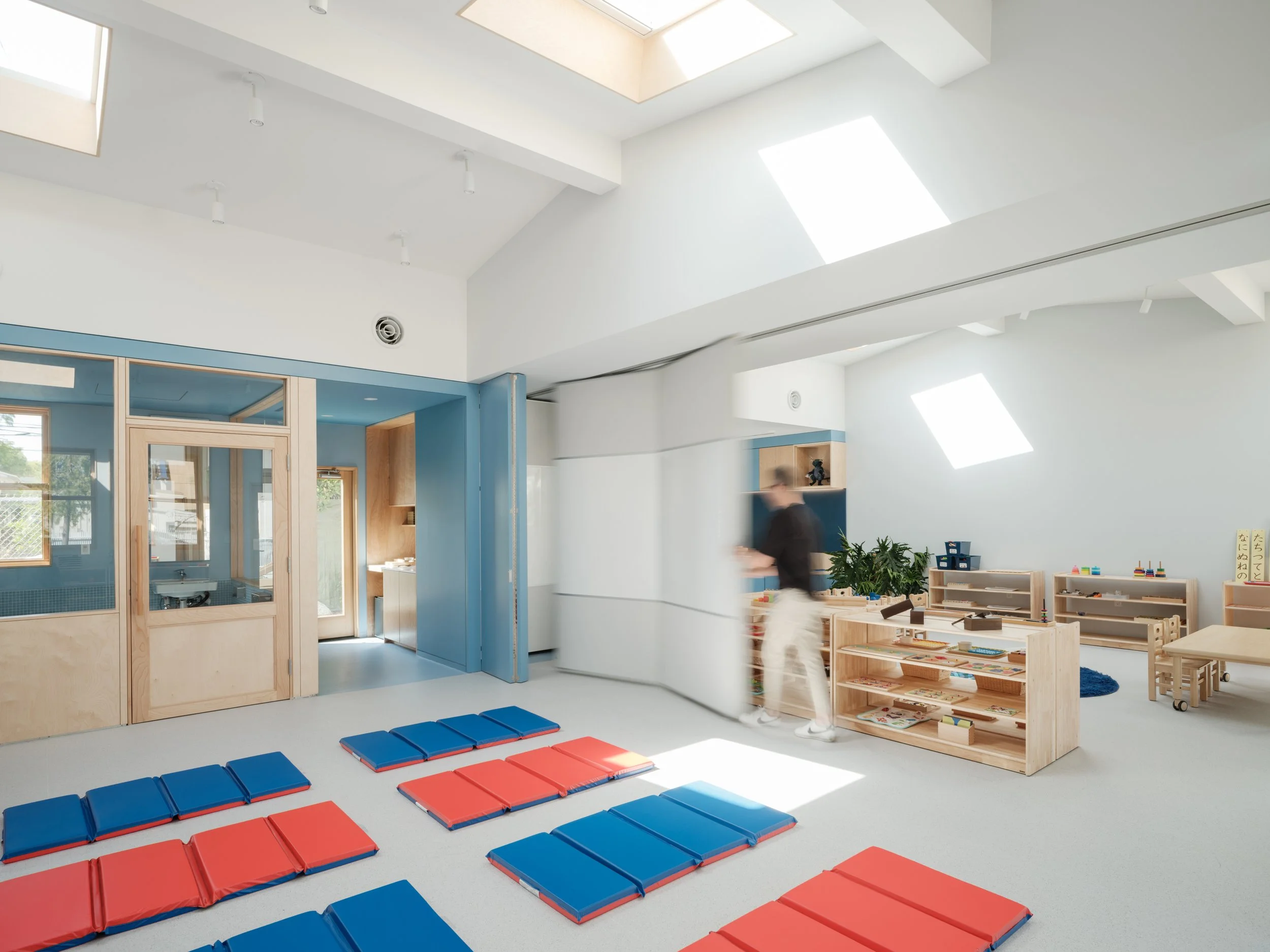 Japanese Institute of Sawtelle - Classroom