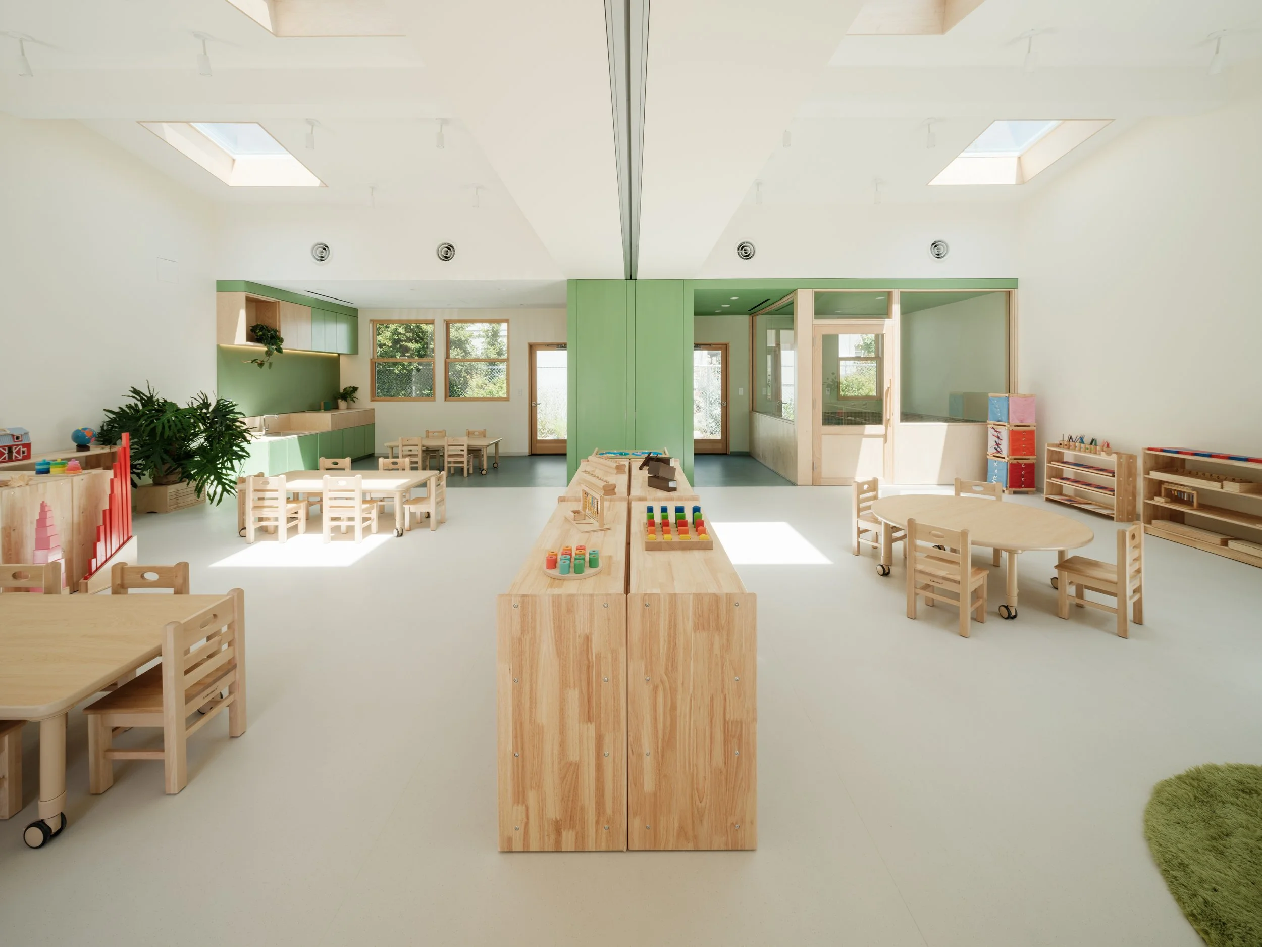 Japanese Institute of Sawtelle - Classroom