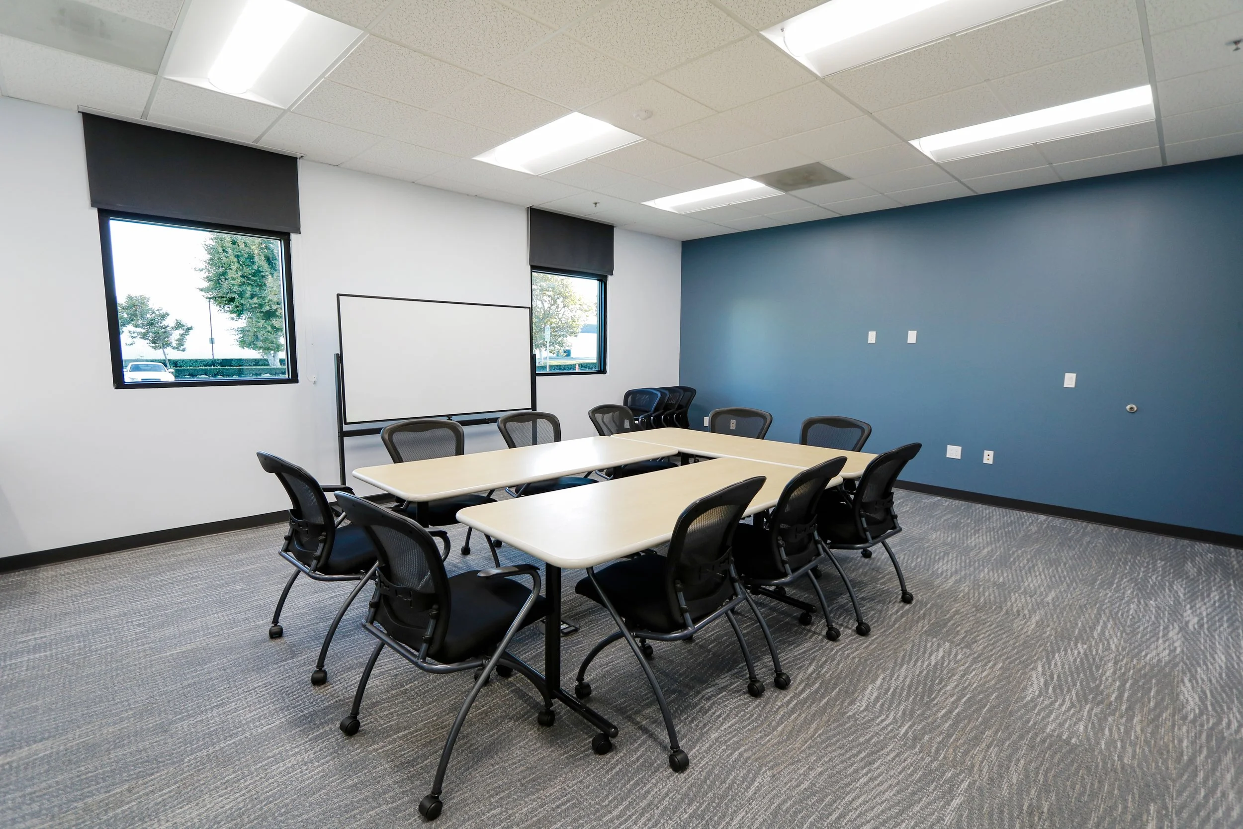 アイシン - 会議室