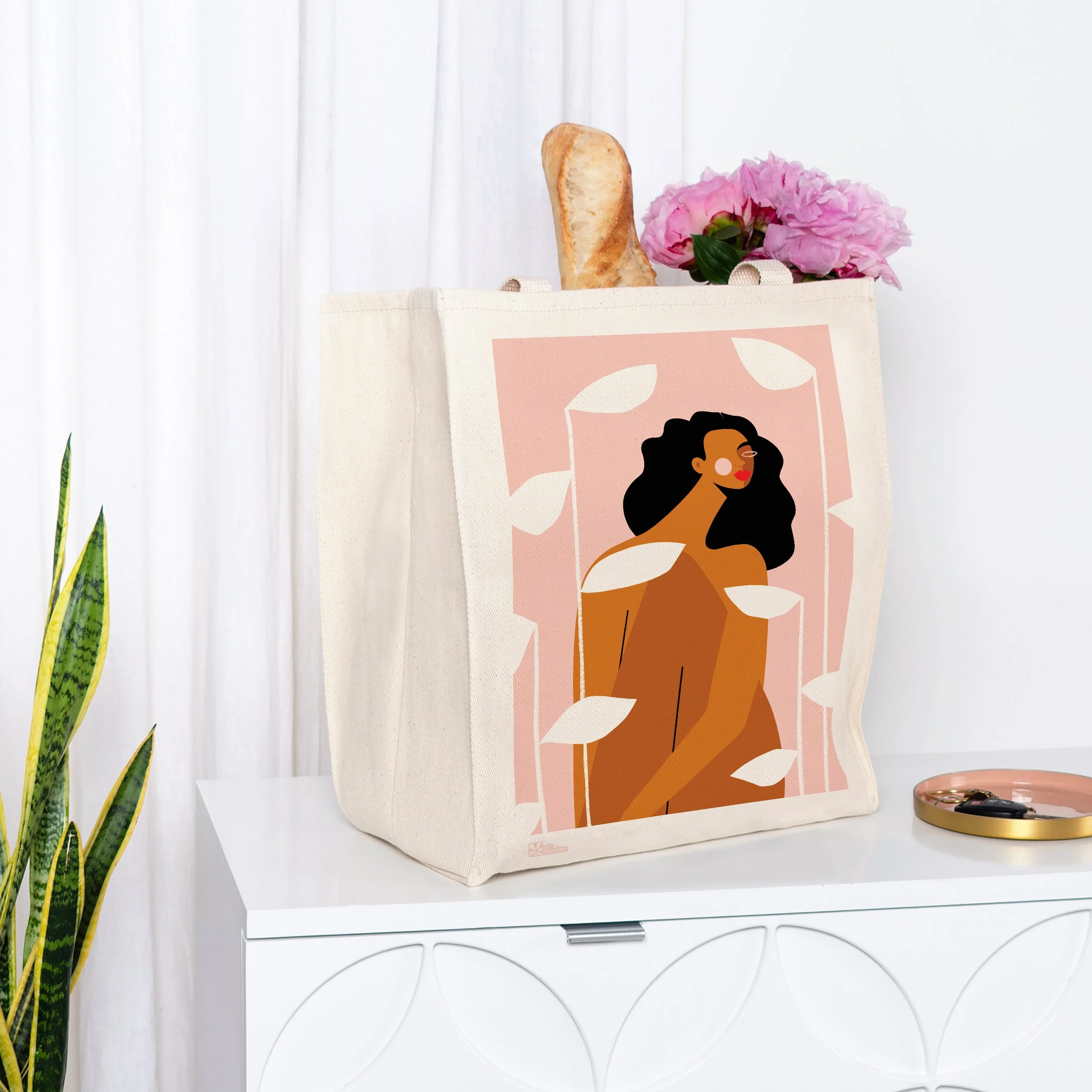 Heritage Tote Bags_Full growth.jpg