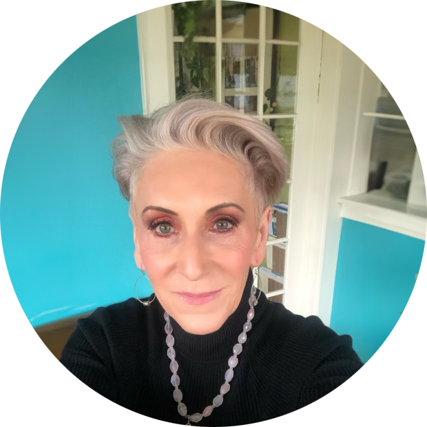 Ricci King, Intuitive Astrologer