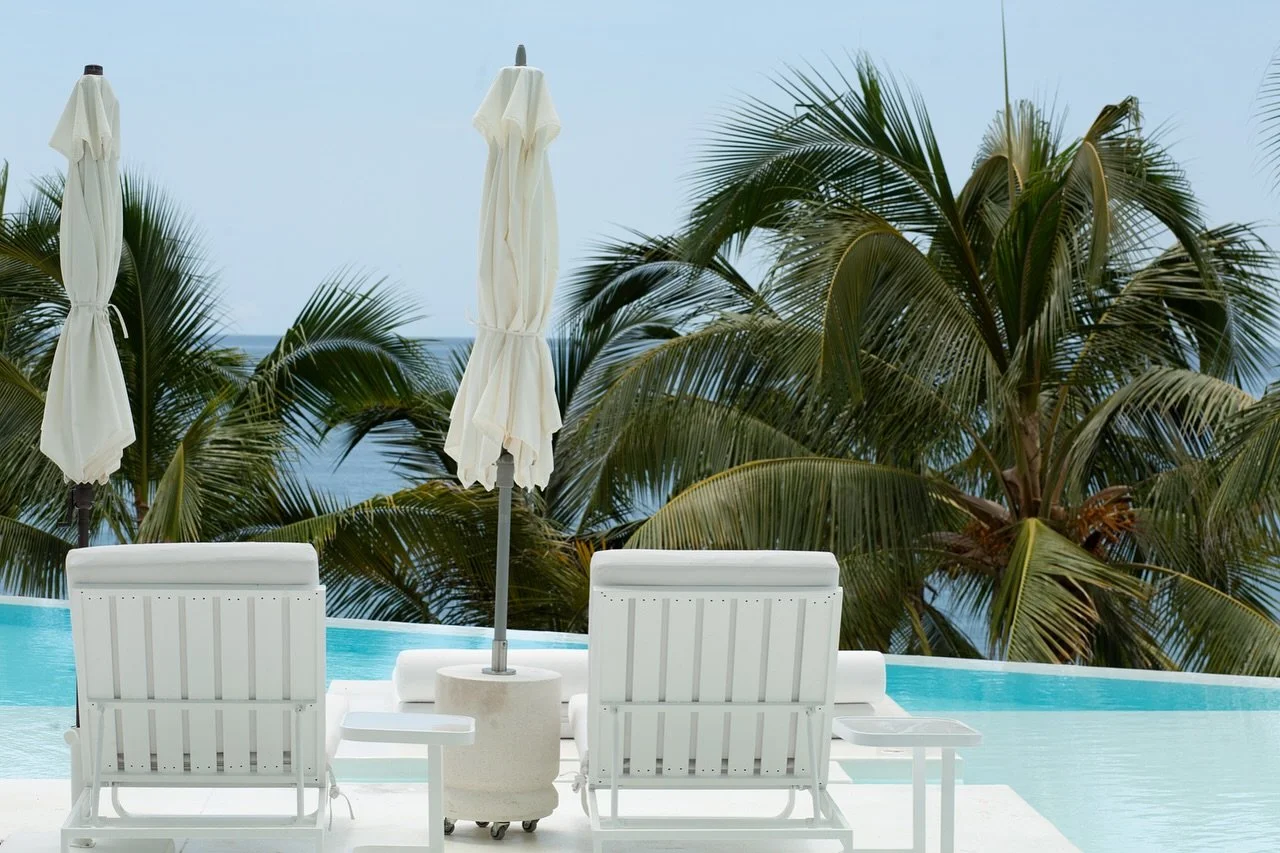 NURTURED BY NATURE:  The beauty of the natural environment nurtures and anchors us all. A sublime retreat like this perched on the edge of the Pacific Ocean, overlooking rock pools is truly a luxury. 
Comfy seating, absolute privacy and nothing but