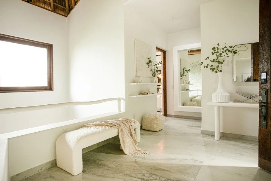 PHASE 1 COMPLETE: ON TIME, ON SCALE, ON BUDGET! 🍾🥳

The impossible was achieved! The entire gut, remodel, and furnishing were delivered on time and on budget. Seeing the finished space was absolutely breathtaking. This is the proof of CRATE's 14+ y