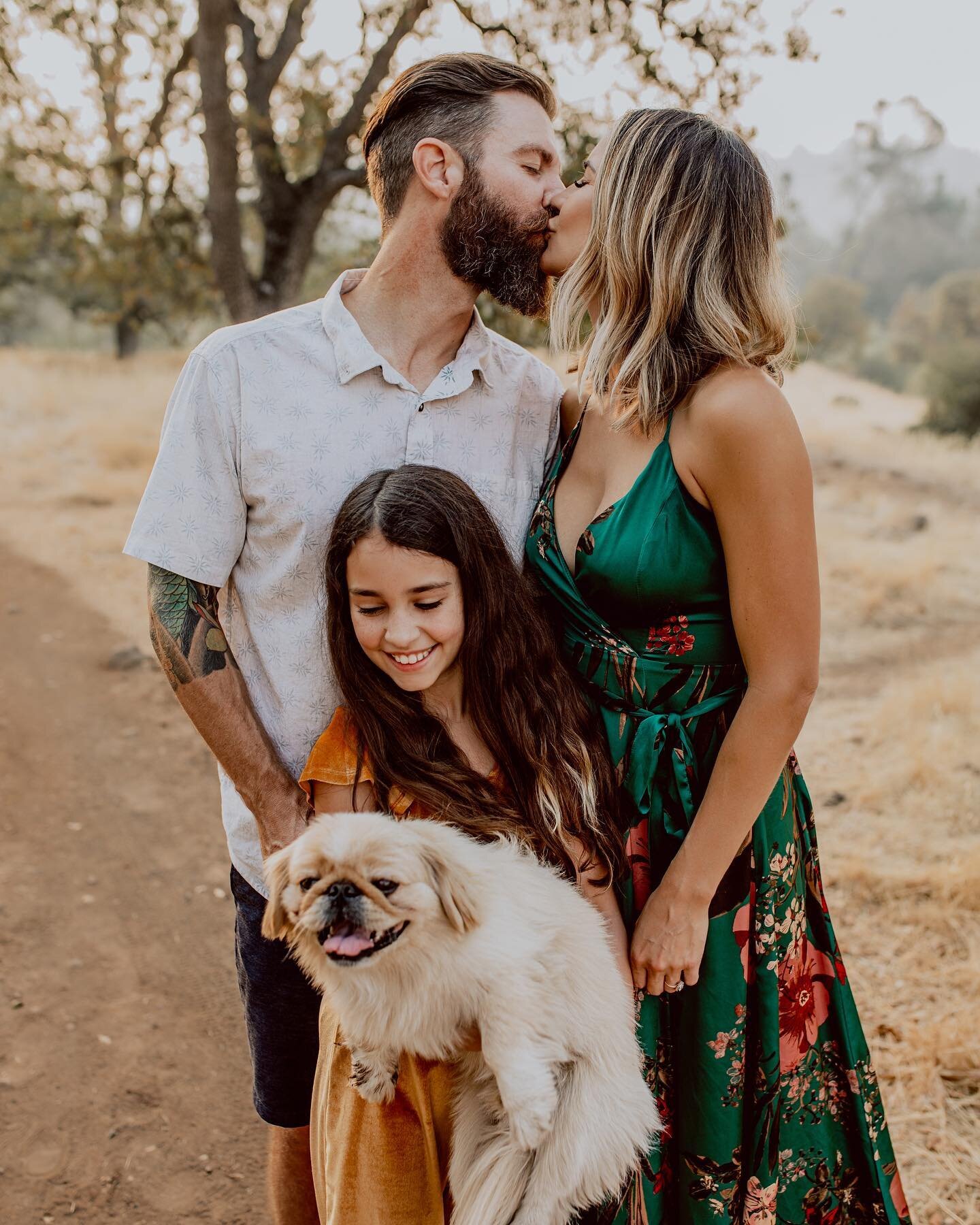 &ldquo;The memories we make with our family is everything&rdquo; 🤍
.
.
.
.
.
.
#ChicoWedding #ChicoEngagement #ChicoPhotographer #SacramentoEngagement #SacramentoWedding #ChicoWeddingPhotographer #SanFranciscoEngagement #SanFranciscoWedding #SanFran