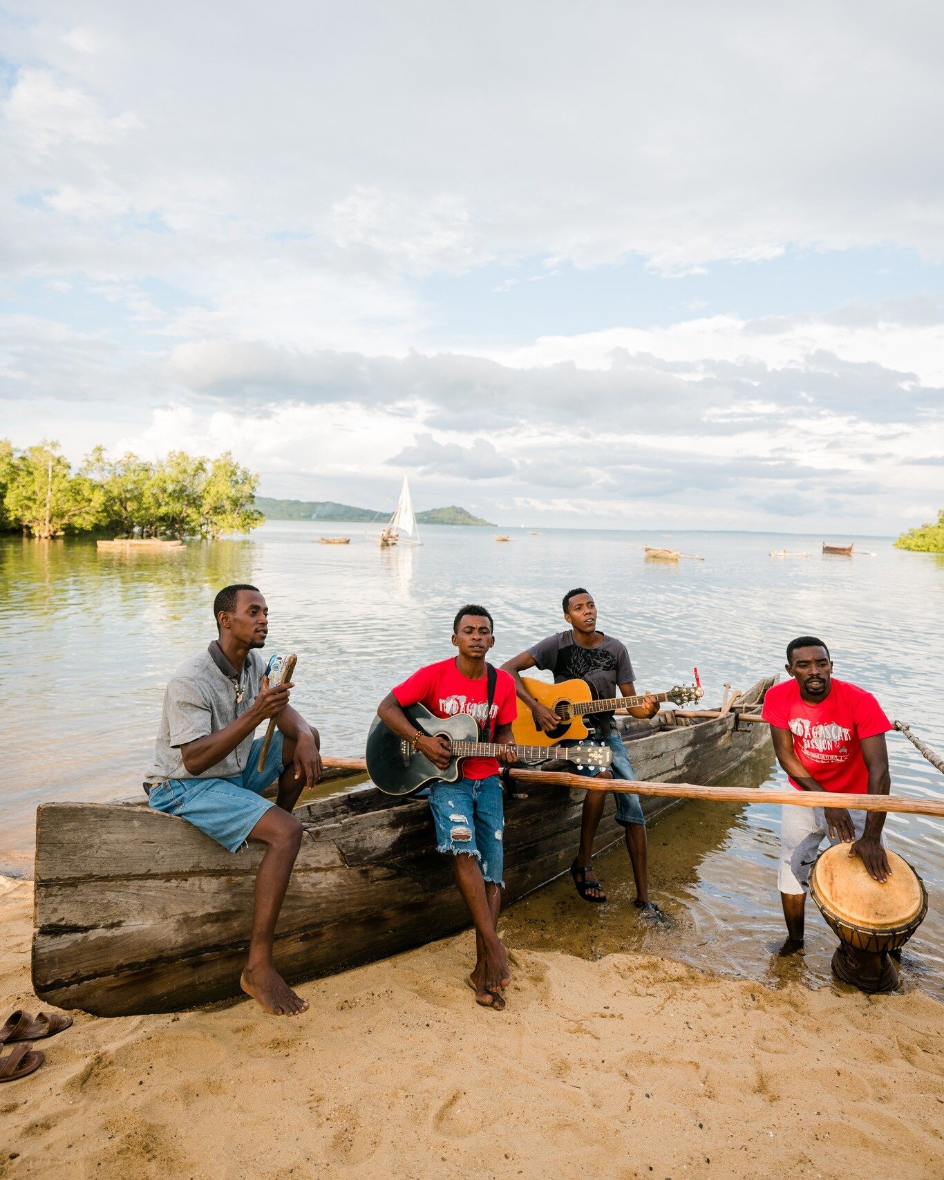 I was struck and moved by Ladis' story and how his deep love of music led him to Jesus. The band's music is beautiful, speaking to the soul in their native language of Sakalava. (Jordan Andre)

📸 @jandrephoto