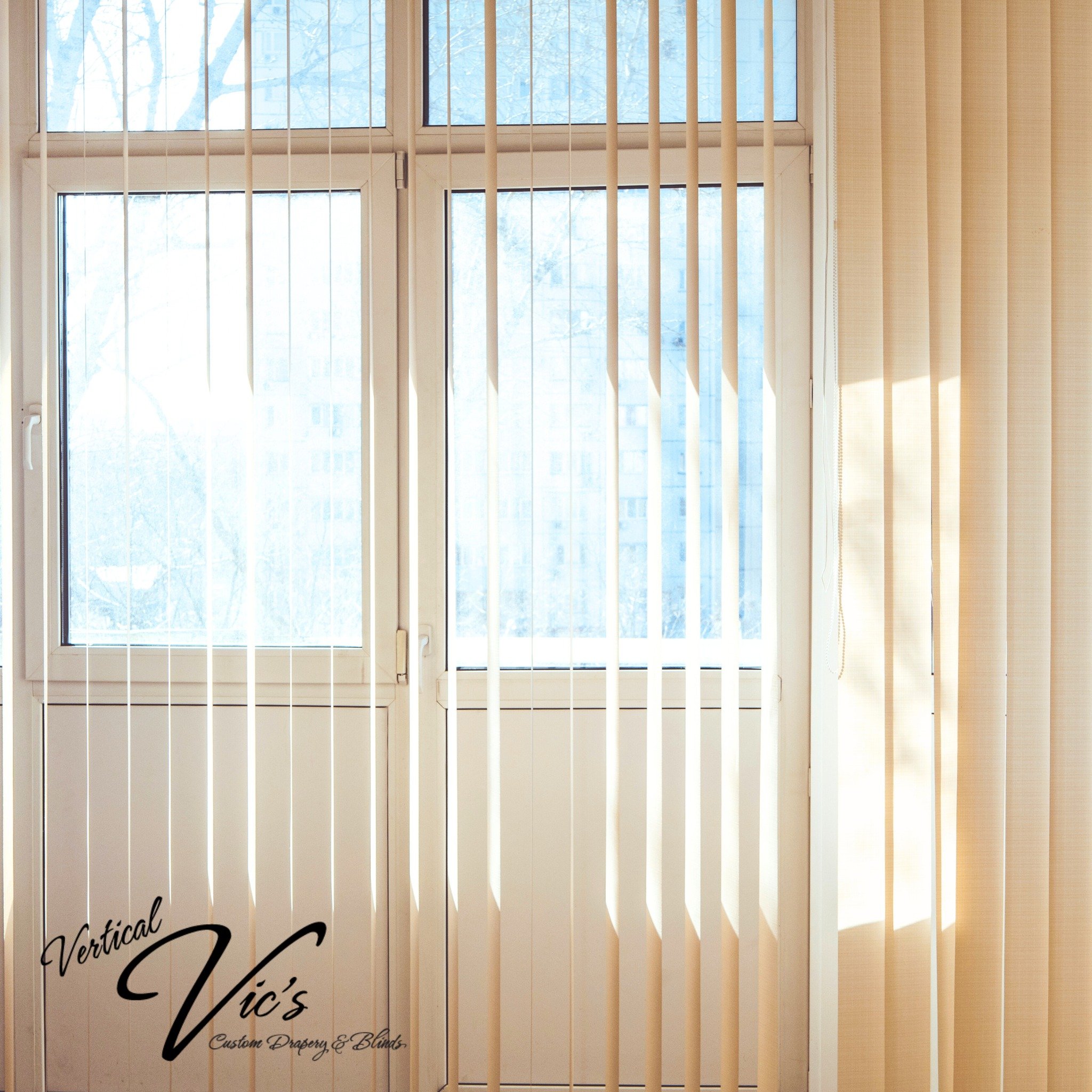 Looking to enhance those tall, expansive windows? Vertical Blinds are your stylish solution! Ideal for floor-to-ceiling windows and sliding glass doors, they offer optimal light control and privacy with a touch of modern flair. At Vertical Vic&rsquo;