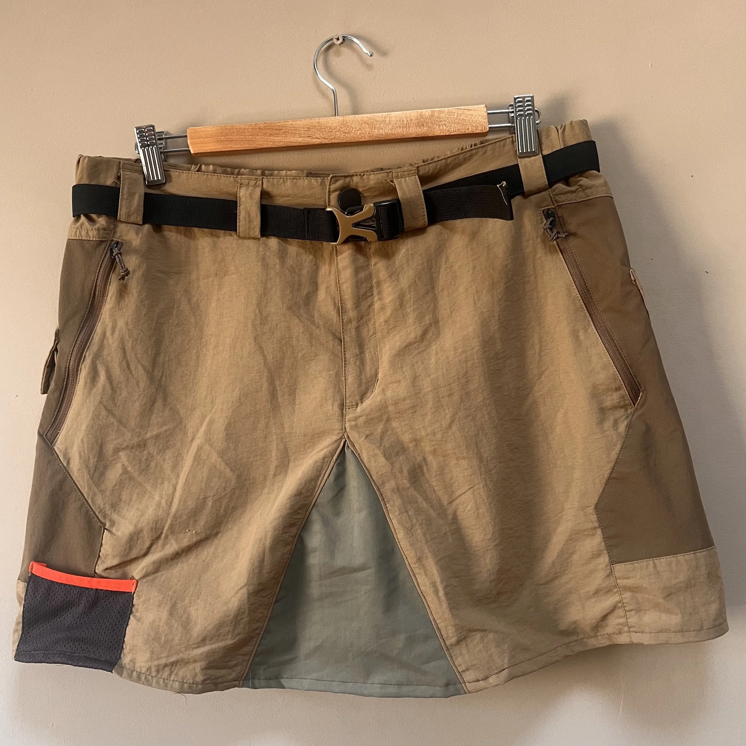 UF 0005 Beige double weave skirt.jpg