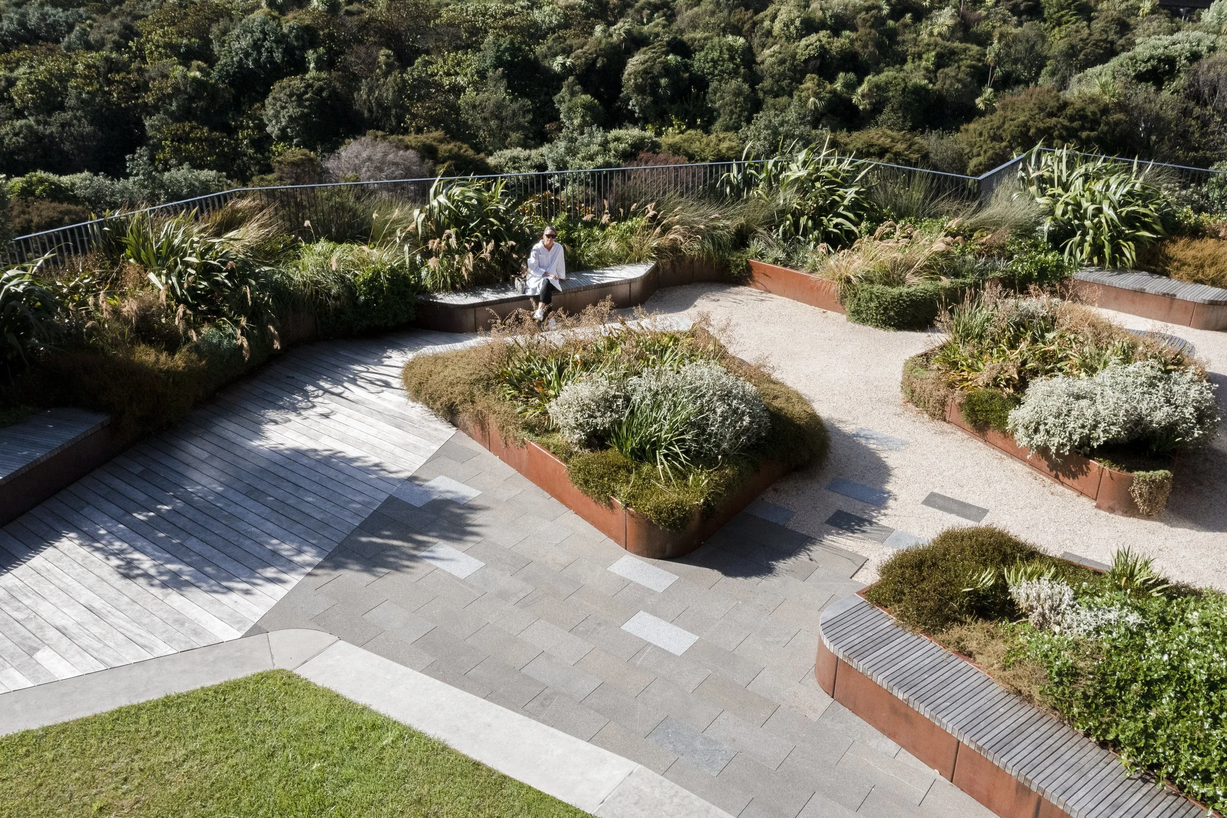 Landlab_+EL_2 v3.jpg