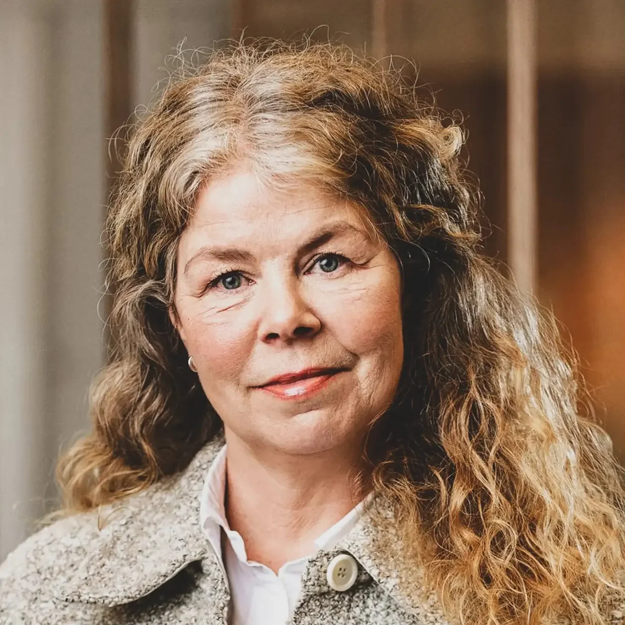 Ms. Jessica Magnusson